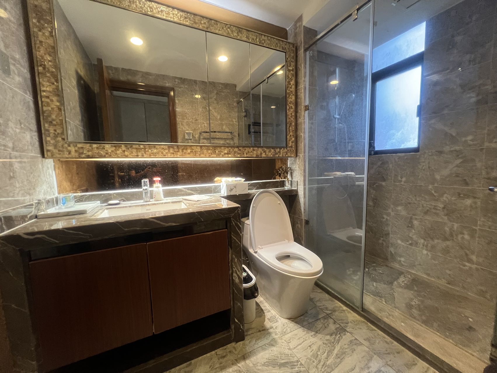 恒大美丽沙天汇湾  4室2厅3卫    8000.0元/月 恒大美丽沙天汇湾  4室2厅3卫    8000.0元/月室内图