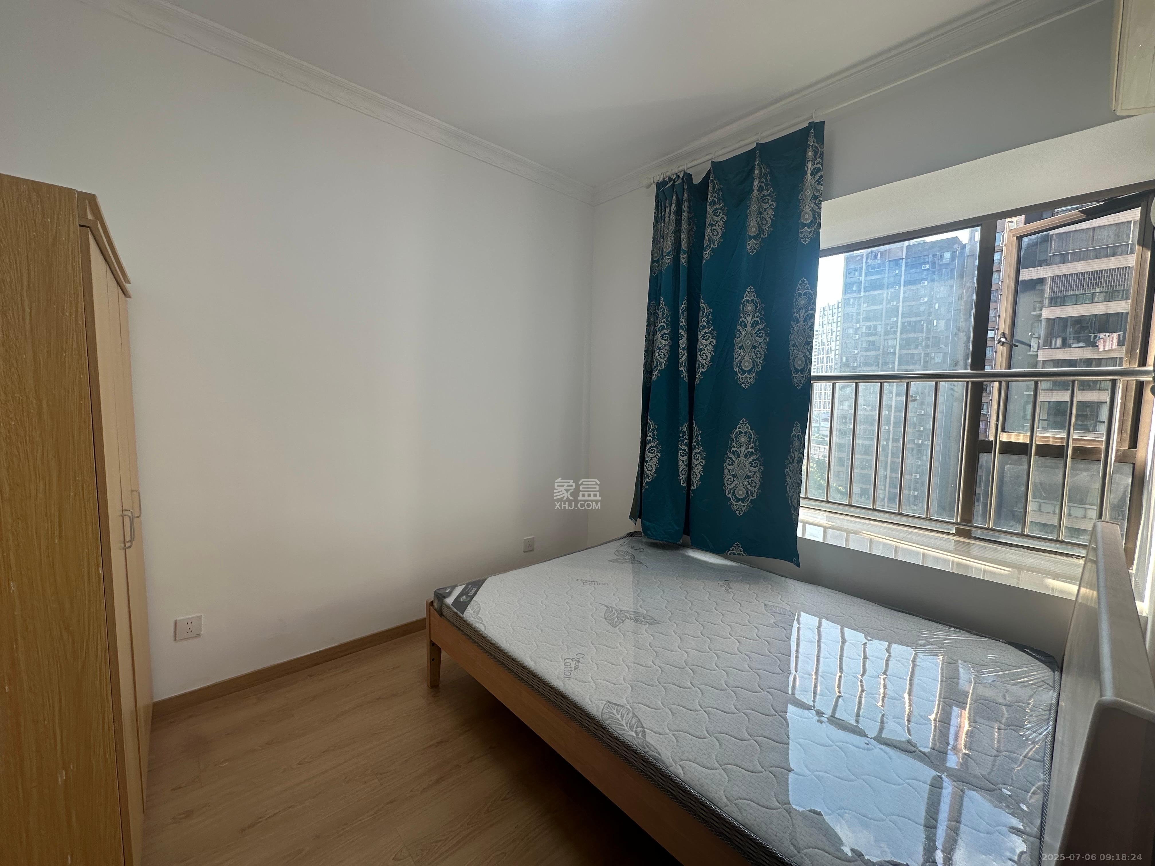 岳泰理想城 4室2厅2卫 3000.0元/月 岳泰理想城 4室2厅2卫 3000.0元/月室内图