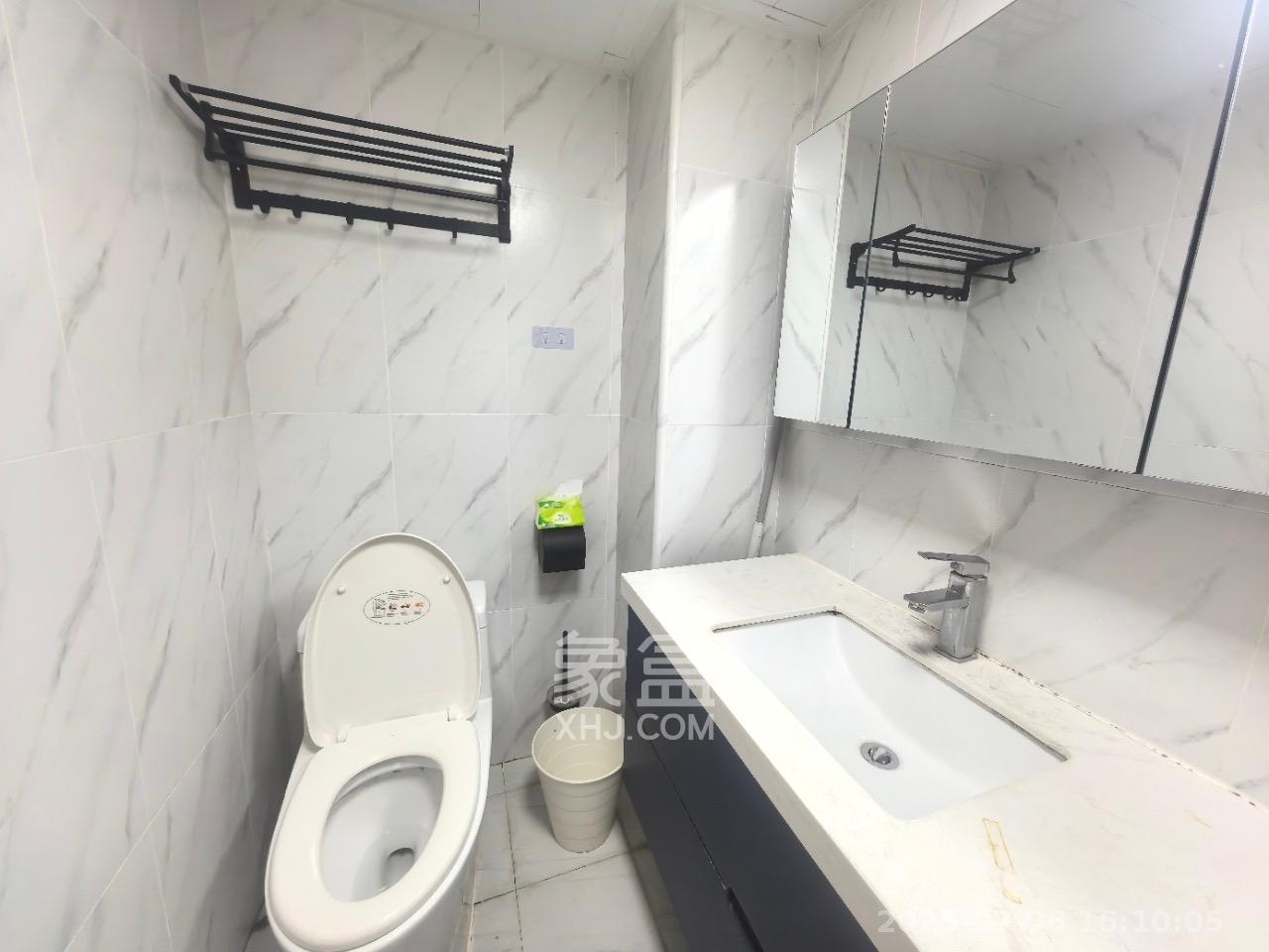 裕天国际商汇中心 3室1厅1卫 1900.0元/月 裕天国际商汇中心 3室1厅1卫 1900.0元/月室内图