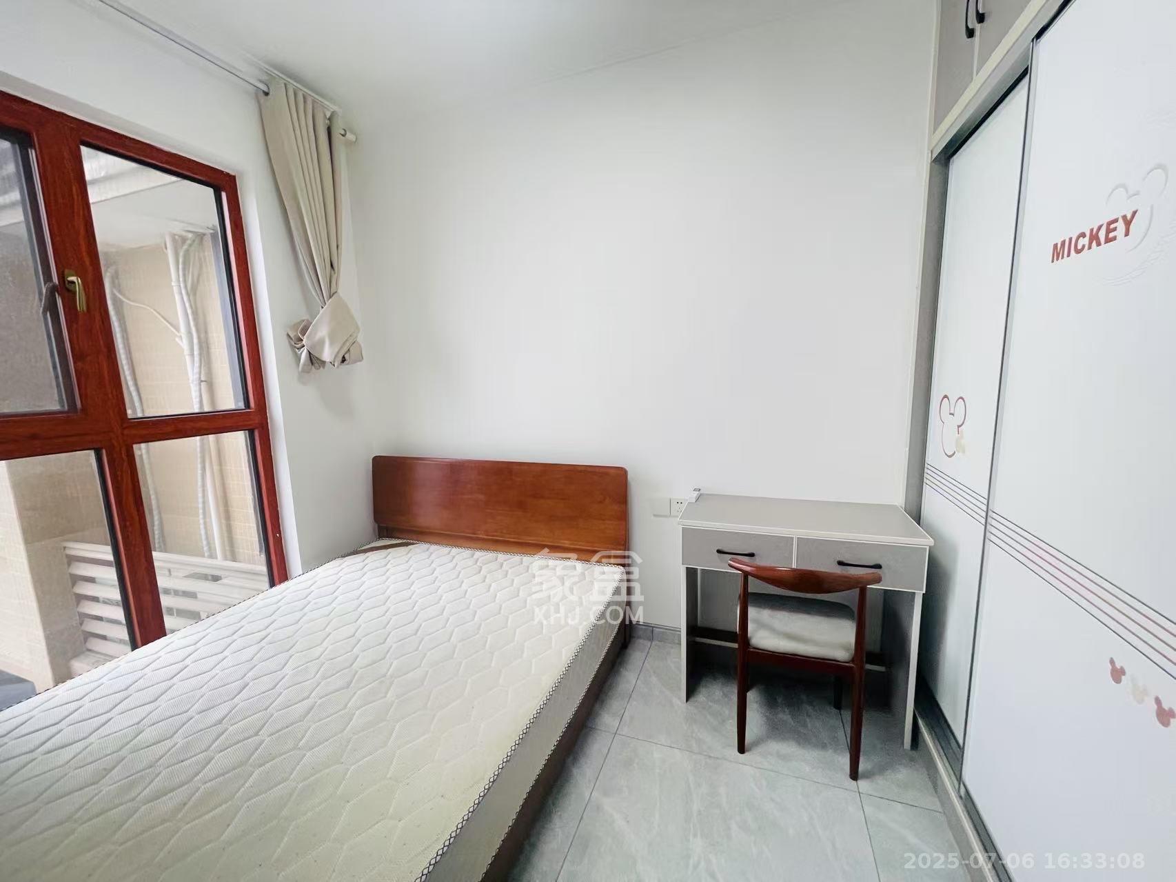上园商住小区  2室2厅1卫   2900.00元/月室内图