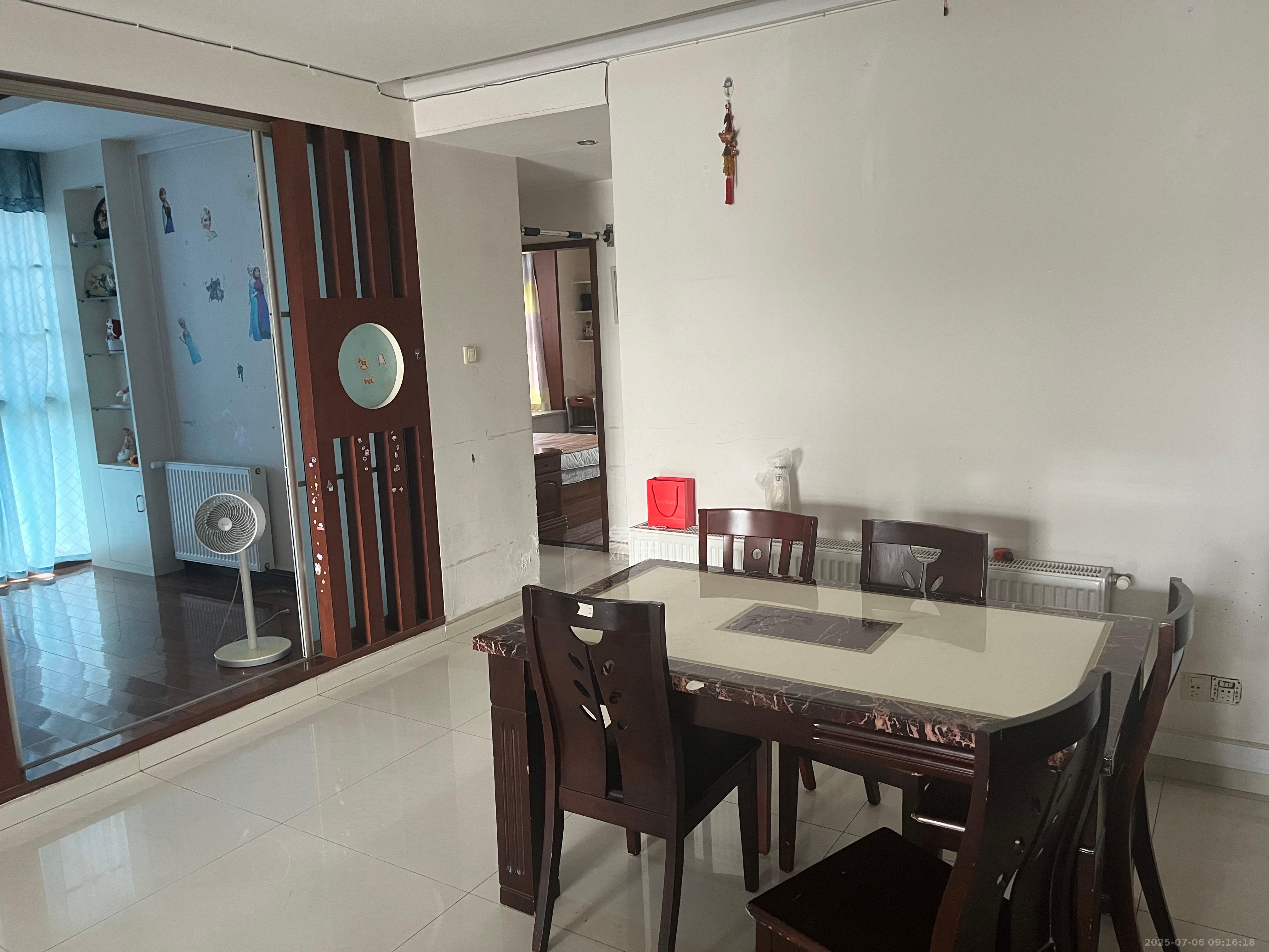 向阳门第 4室2厅2卫 5000.0元/月 向阳门第 4室2厅2卫 5000.0元/月室内图