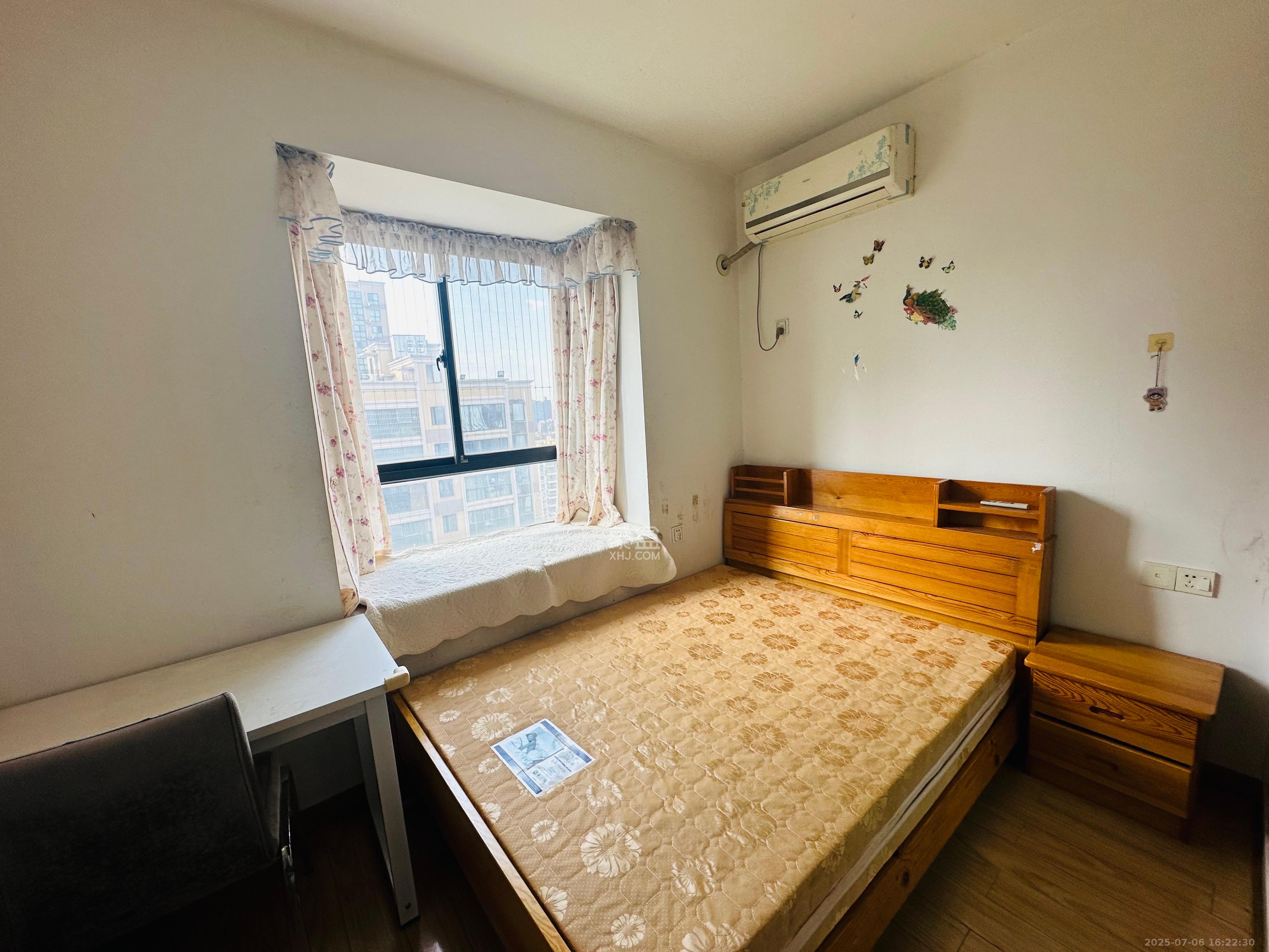 锦湘国际星城三期(锦绣苑) 3室2厅2卫 2400.0元/月 锦湘国际星城三期(锦绣苑) 3室2厅2卫 2400.0元/月室内图