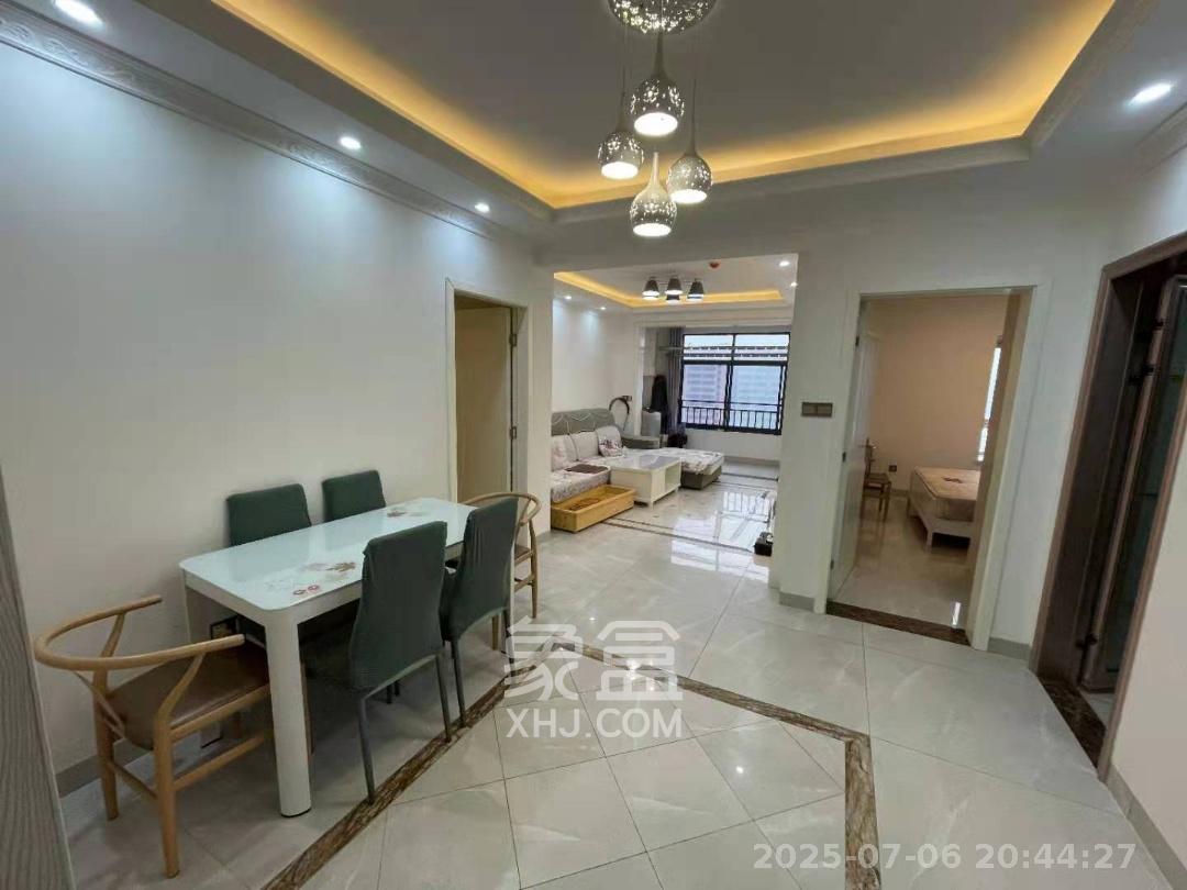 金地格林公馆  2室2厅1卫    2600.0元/月室内图