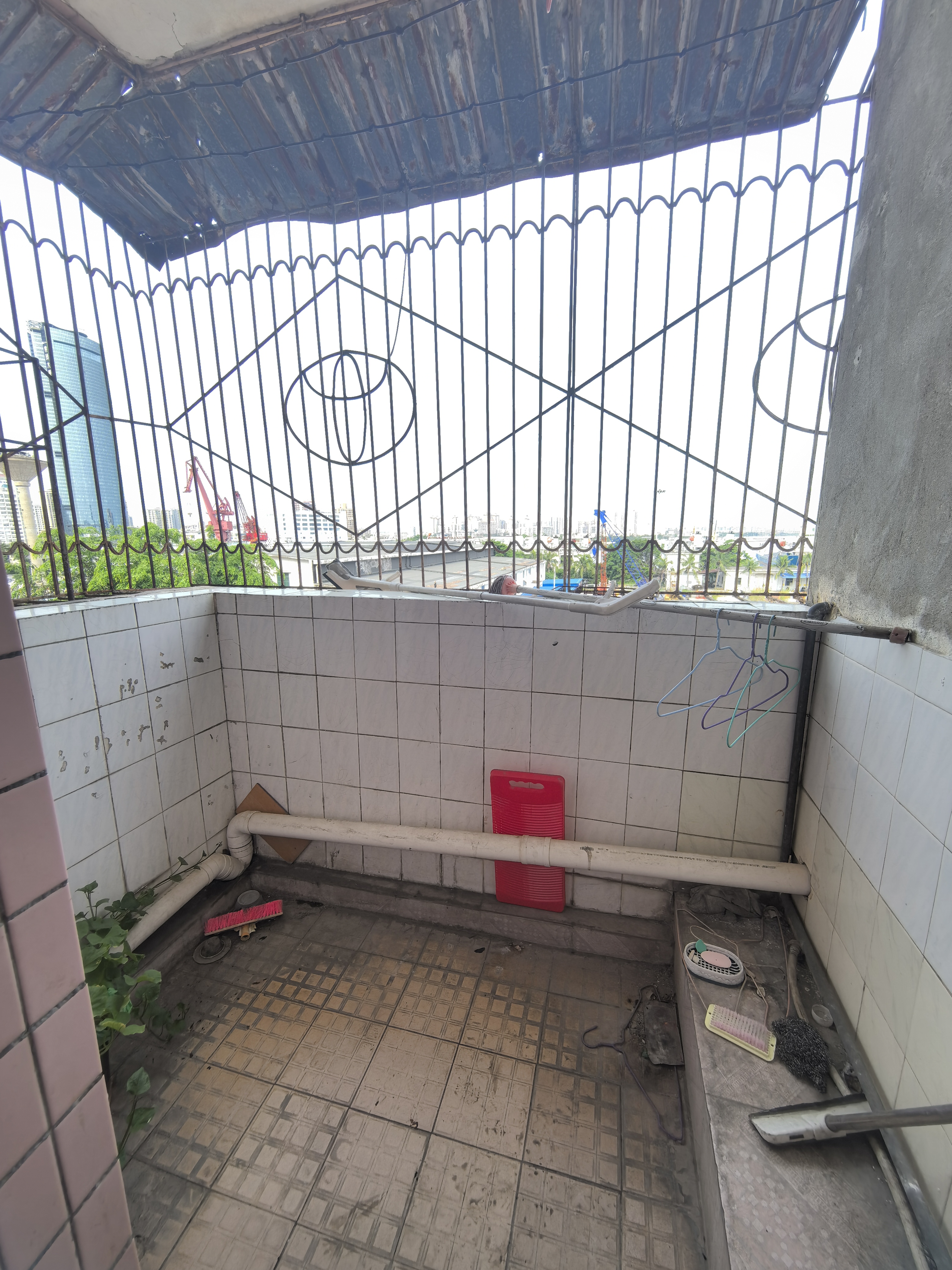 爱华小区  2室2厅1卫   1900.00元/月室内图