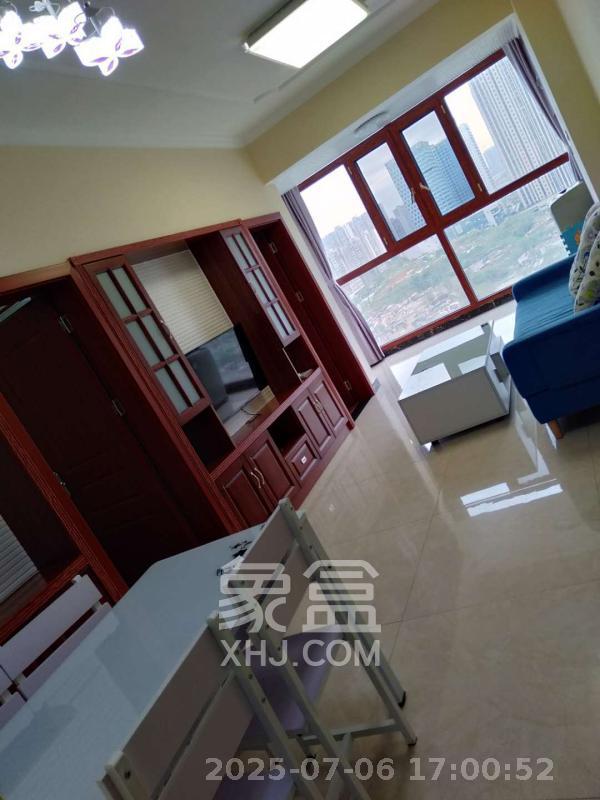 金轮星光名座 2室1厅1卫 2100.0元/月 金轮星光名座 2室1厅1卫 2100.0元/月室内图