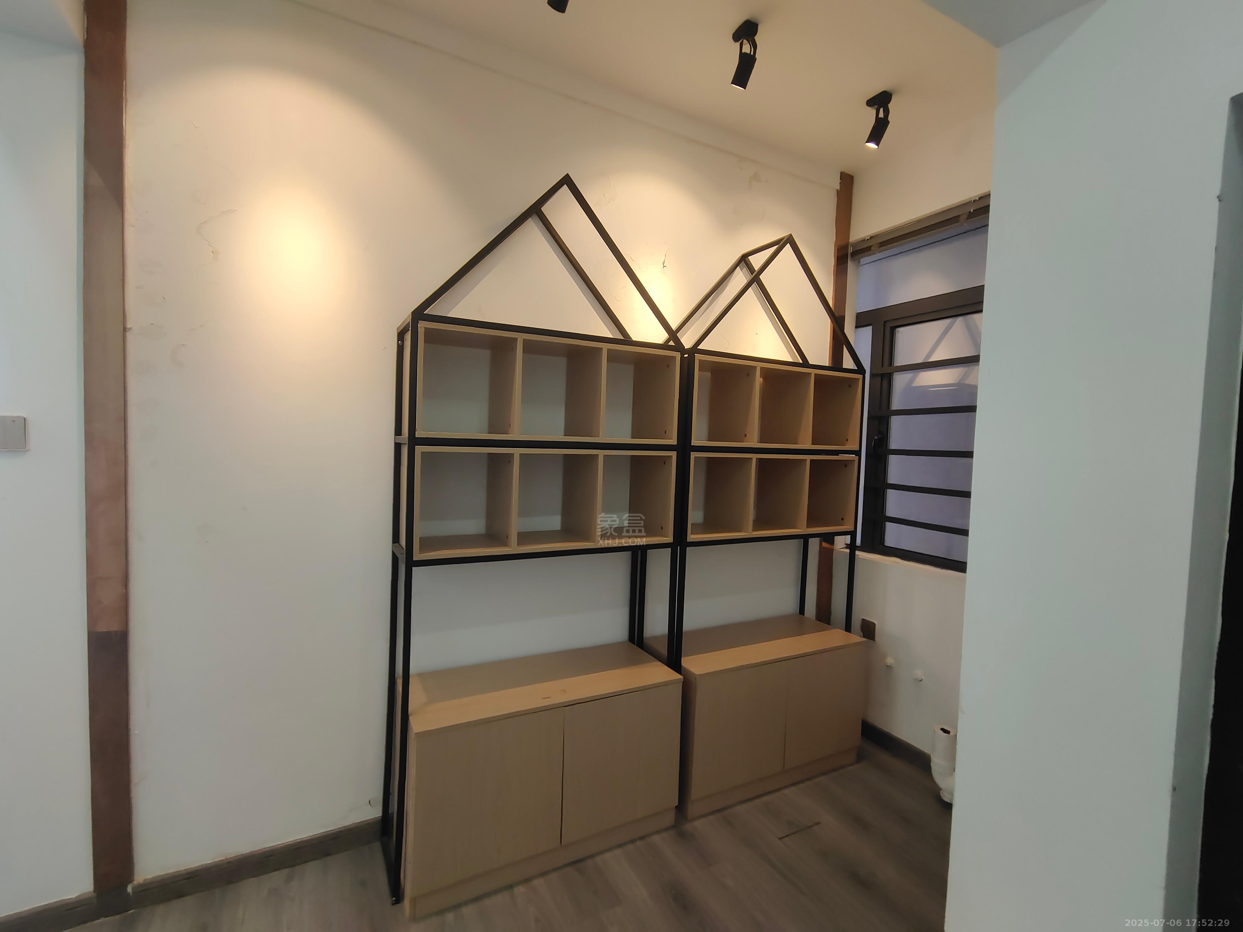 流金岁月-华晨国际 2室2厅1卫 2000.0元/月 流金岁月-华晨国际 2室2厅1卫 2000.0元/月室内图