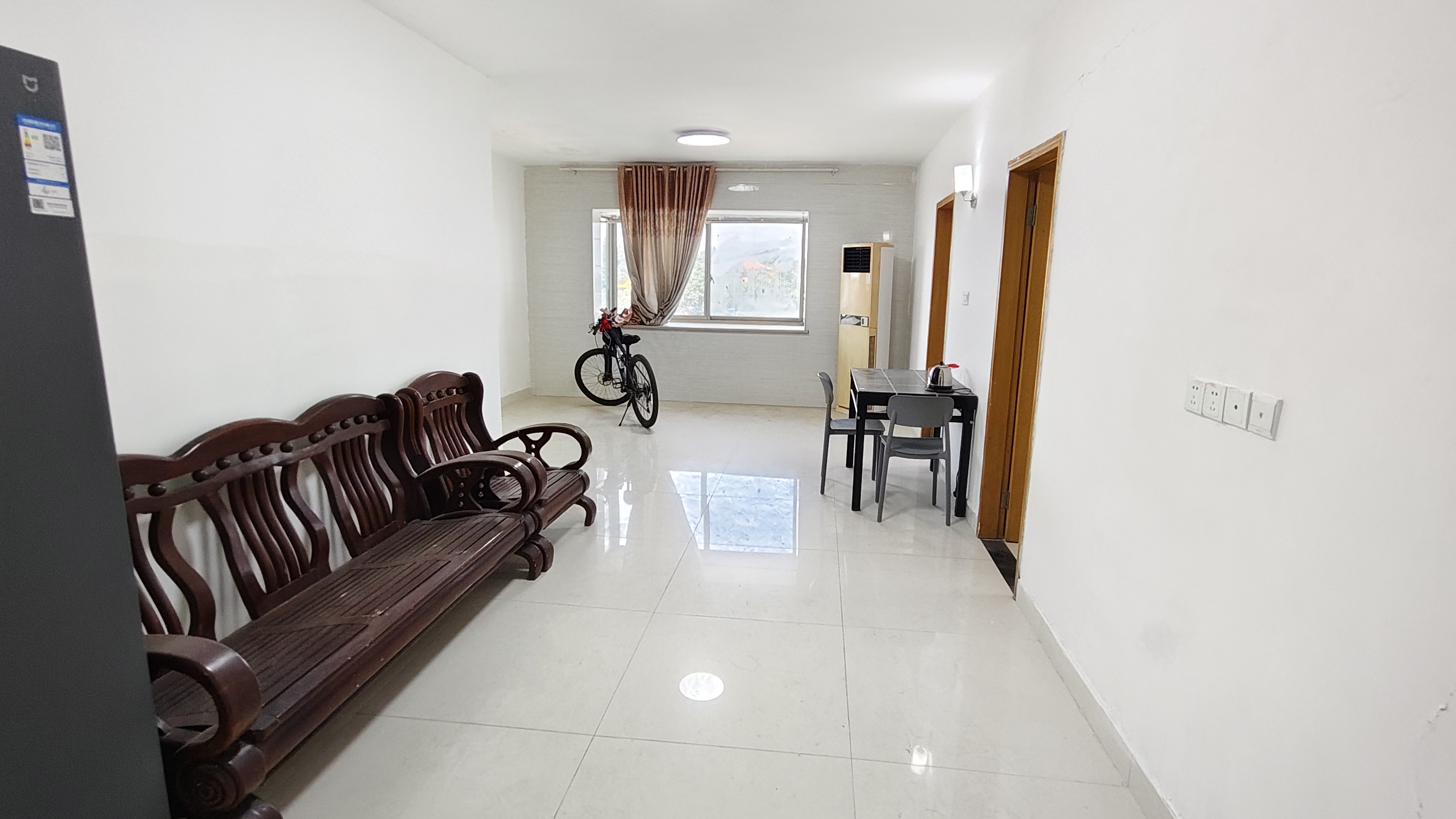 润林雅苑 2室2厅1卫 800.0元/月 润林雅苑 2室2厅1卫 800.0元/月室内图