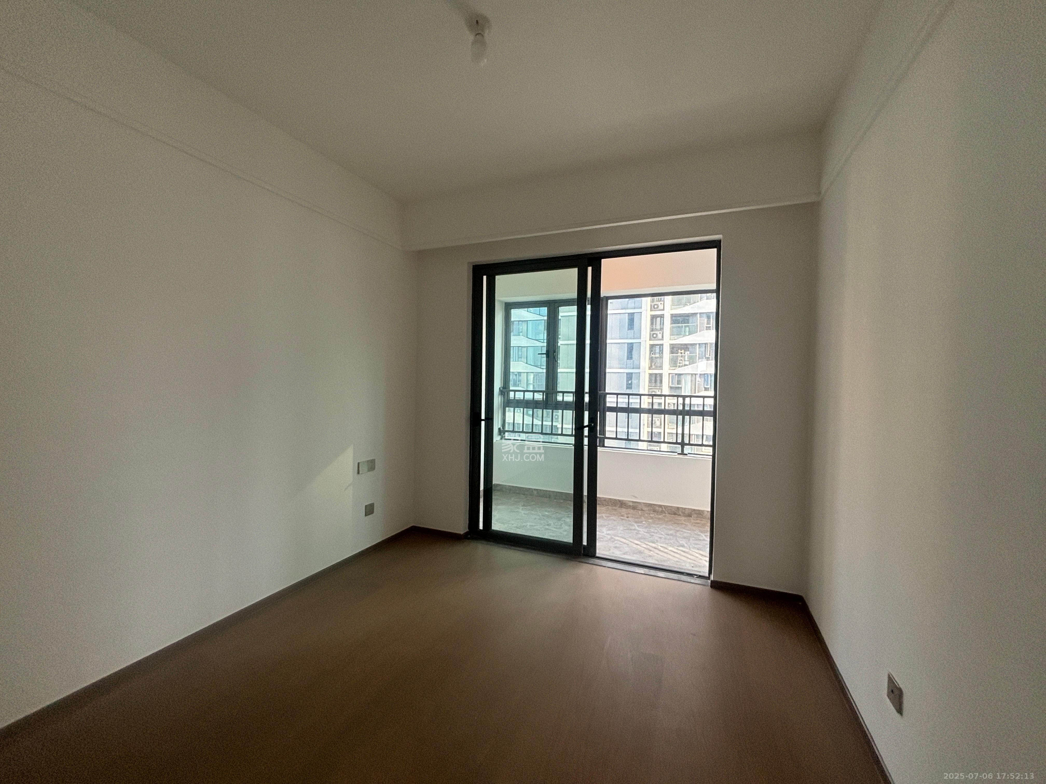 复地滨江金融中心  4室2厅2卫    7000.0元/月 复地滨江金融中心  4室2厅2卫    7000.0元/月室内图