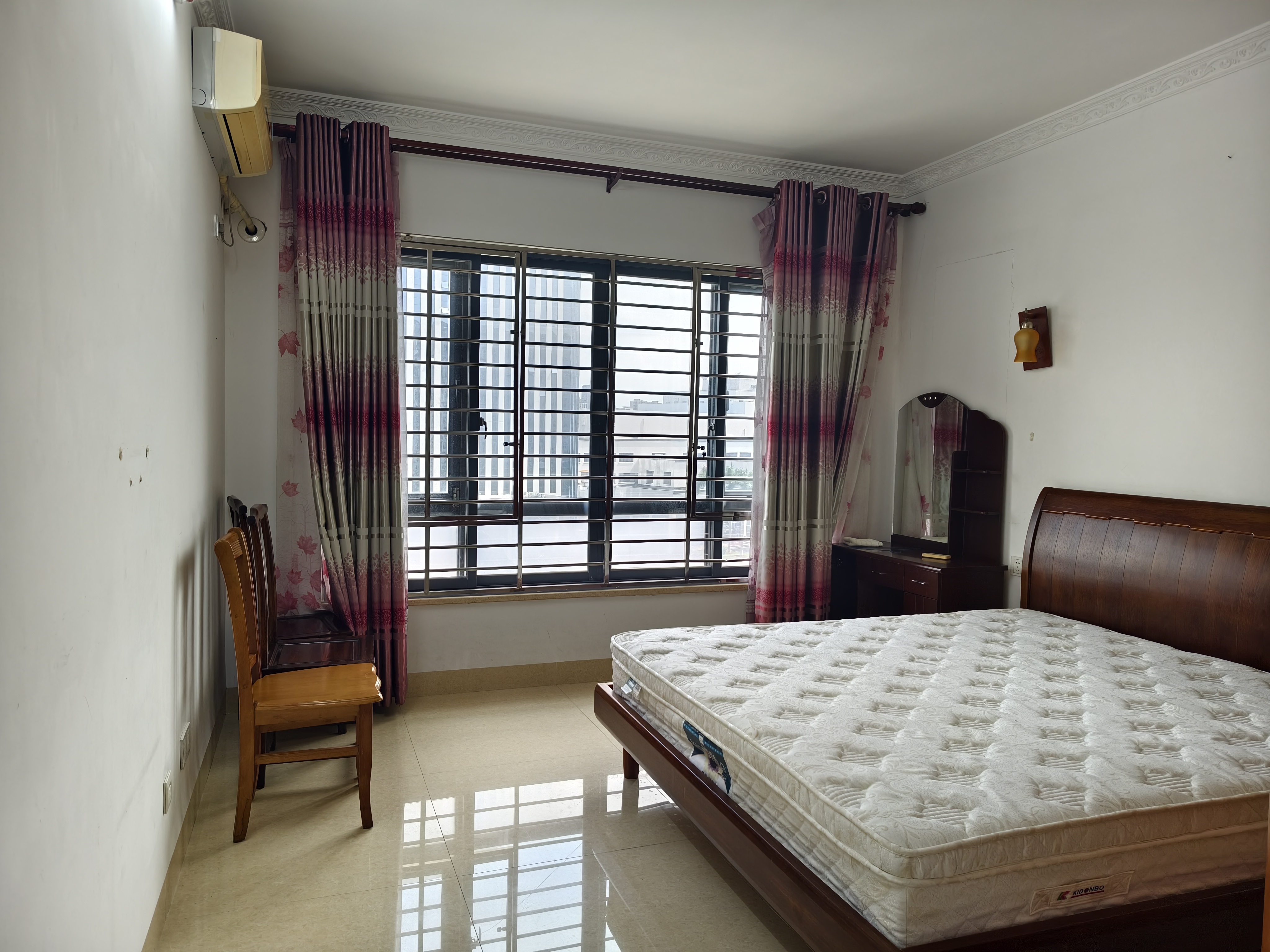 和风江岸 3室2厅1卫 4000.0元/月 和风江岸 3室2厅1卫 4000.0元/月室内图