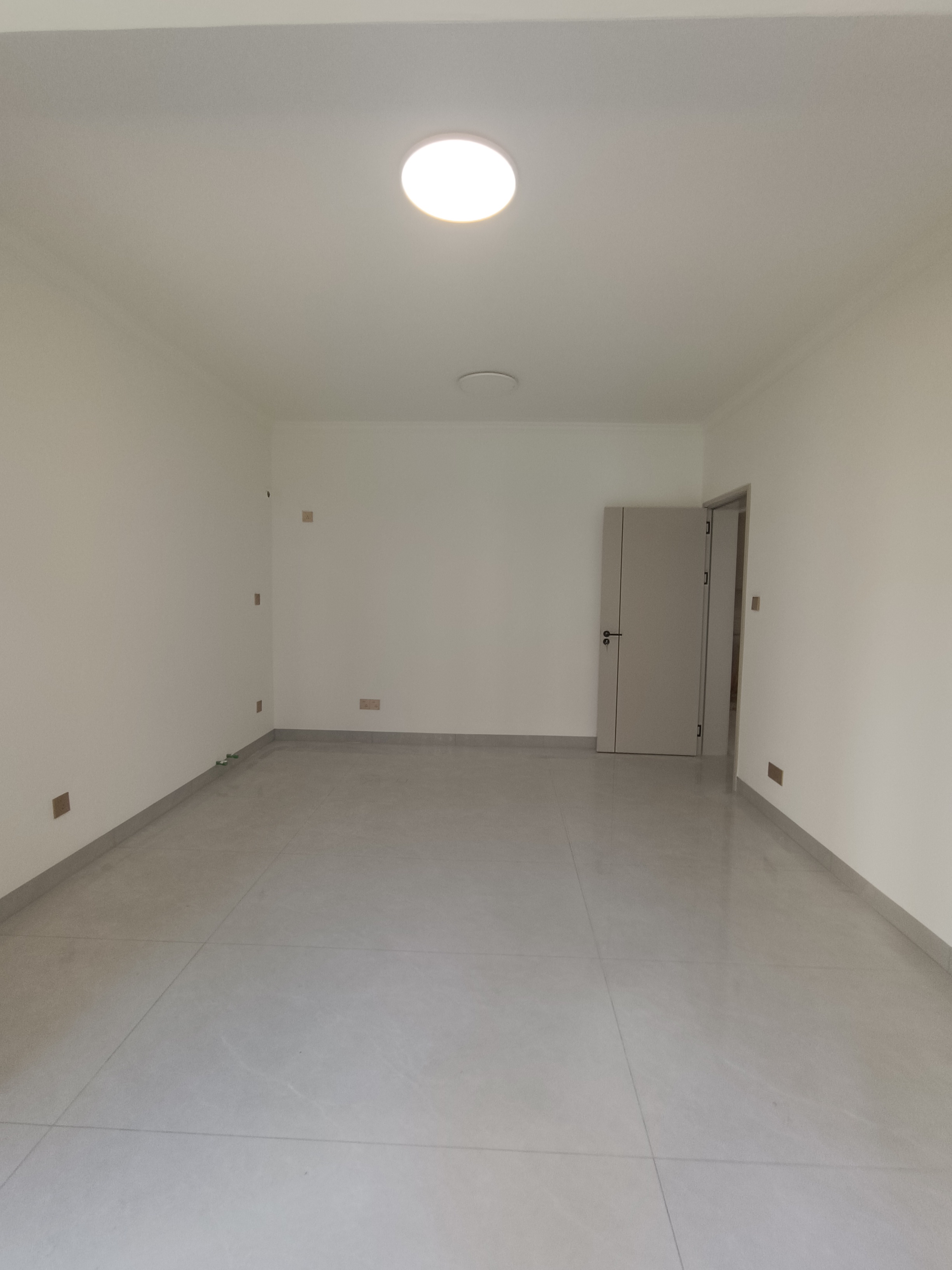 南门口安置小区二期 2室2厅1卫 2200.0元/月 南门口安置小区二期 2室2厅1卫 2200.0元/月室内图