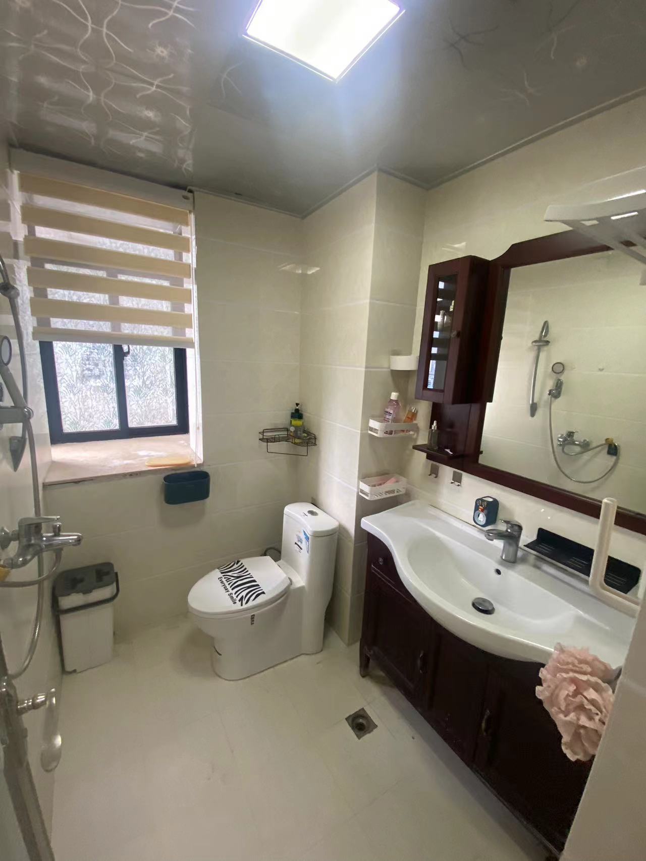 盛达景都一期 2室2厅1卫 2800.0元/月 盛达景都一期 2室2厅1卫 2800.0元/月室内图