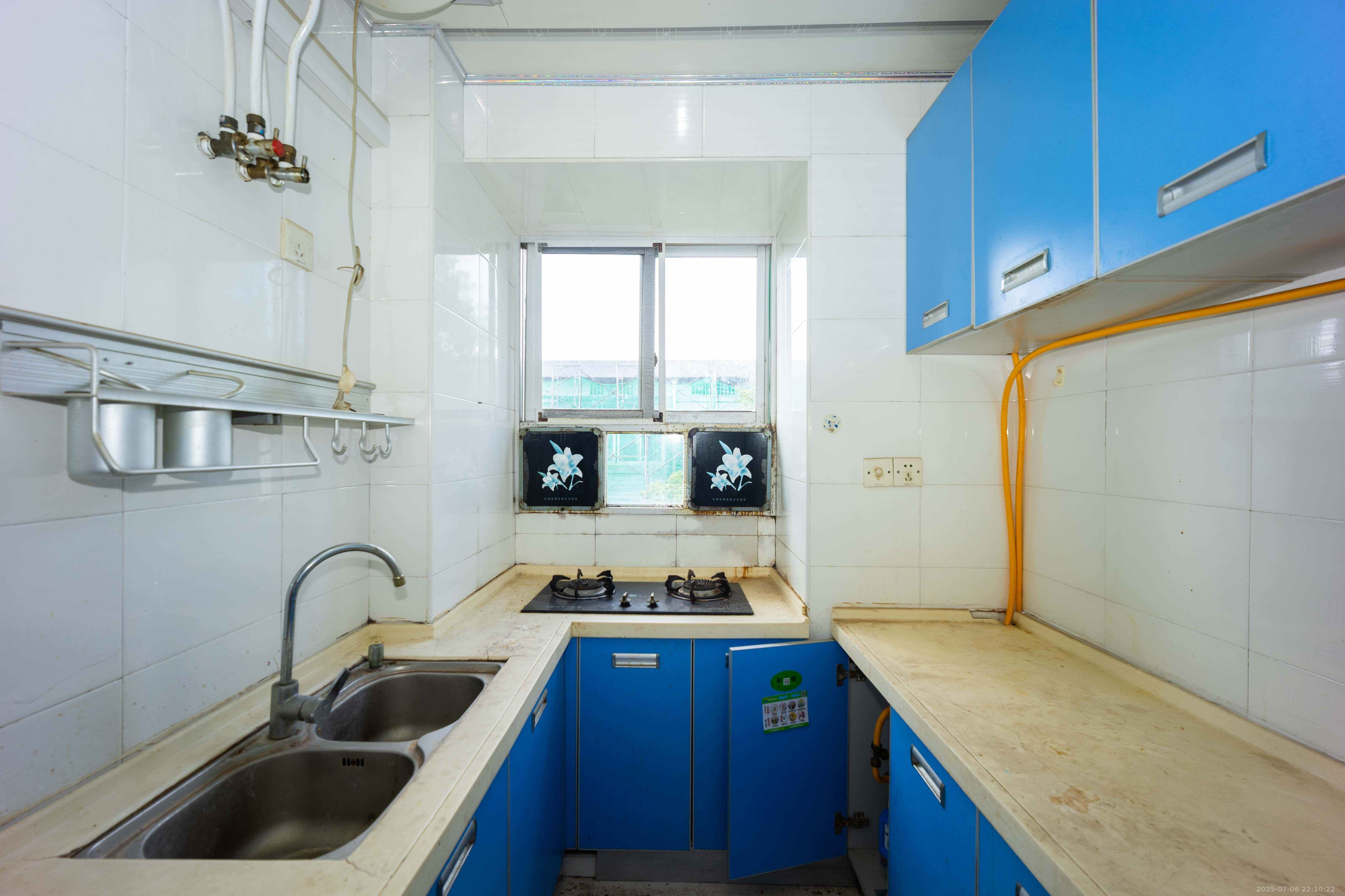 湘农桥社区 2室1厅1卫 1400.0元/月 湘农桥社区 2室1厅1卫 1400.0元/月室内图