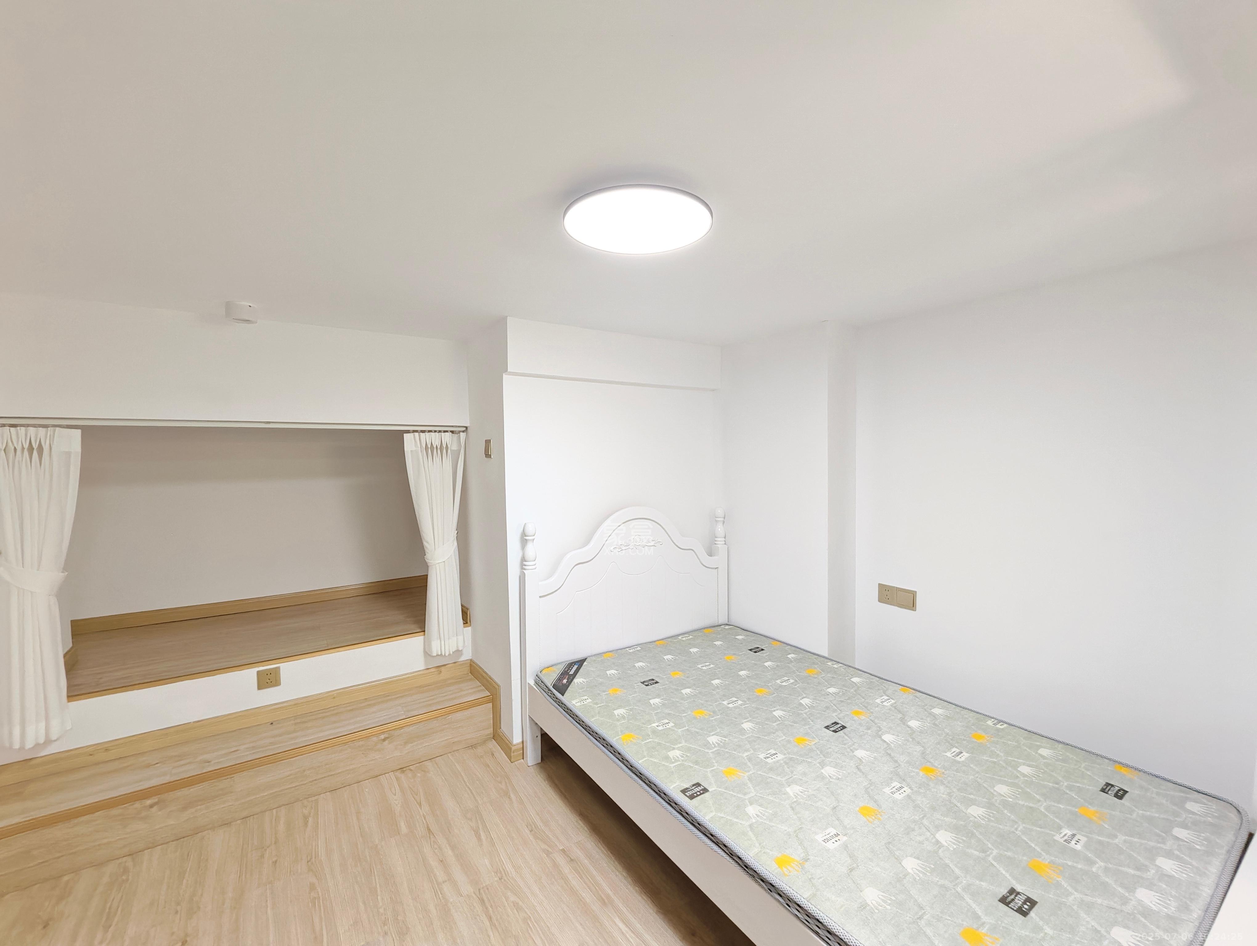 保利恒伟时光印象  2室1厅1卫    2200.0元/月室内图