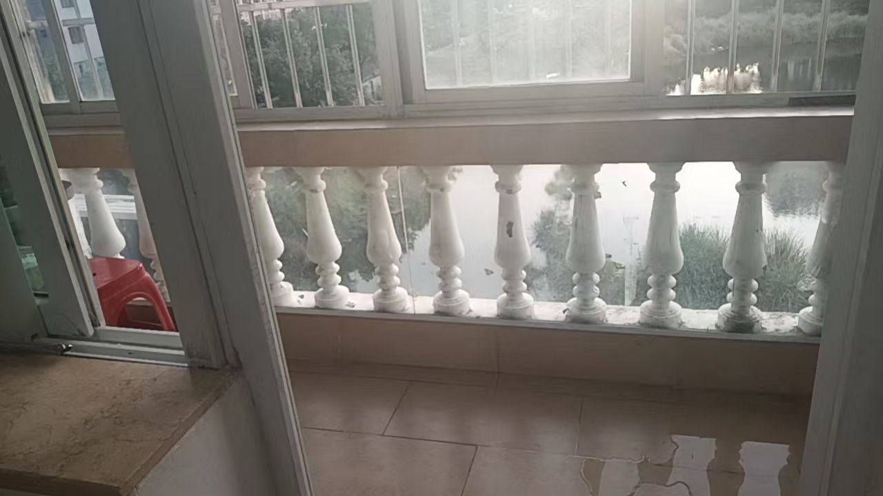 金美花园  1室0厅0卫    1500.0元/月 金美花园  1室0厅0卫    1500.0元/月室内图