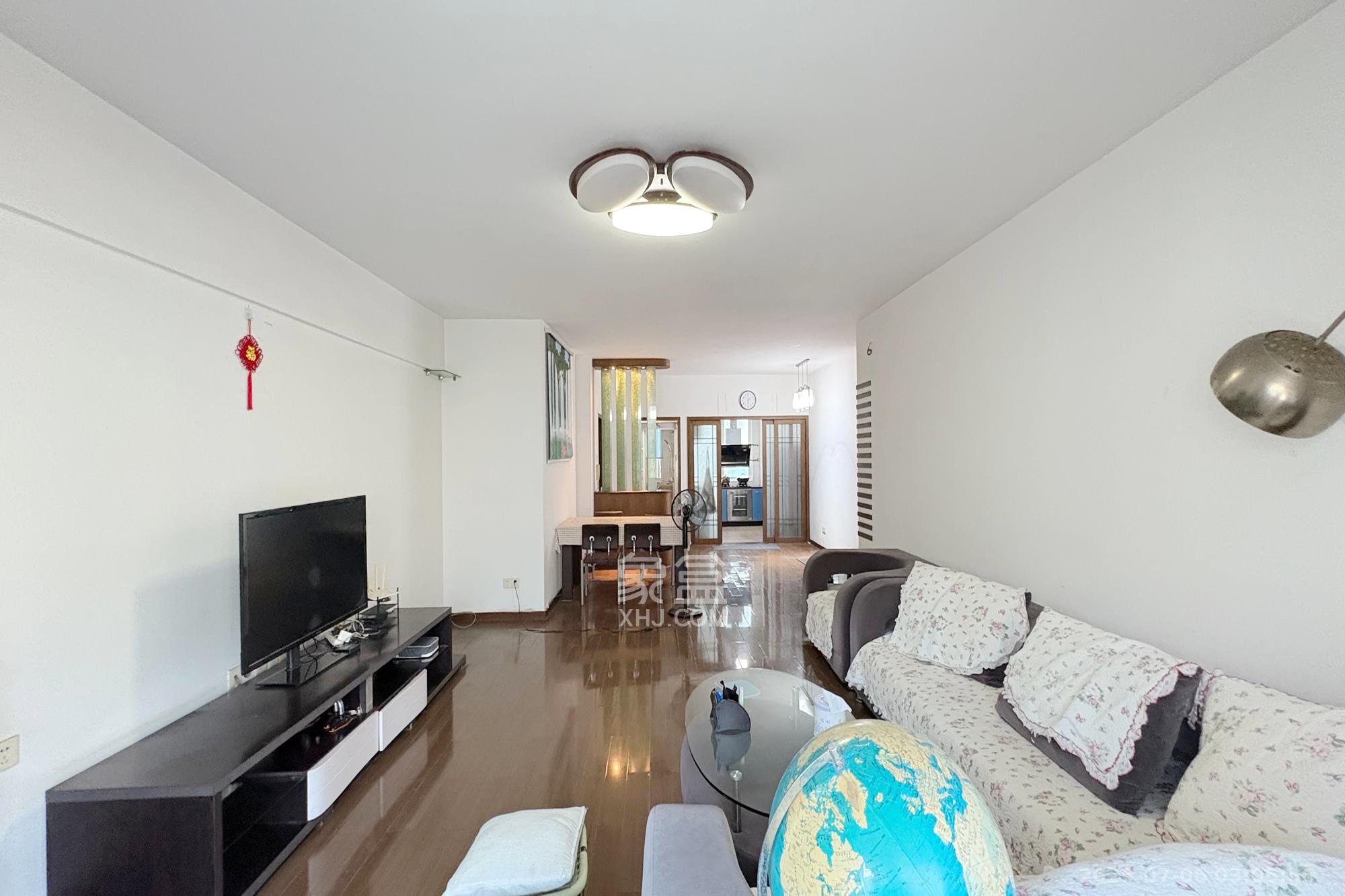 滨湖嘉园(湖滨小区)  4室2厅1卫    108.0万 滨湖嘉园(湖滨小区)  4室2厅1卫    108.0万客厅