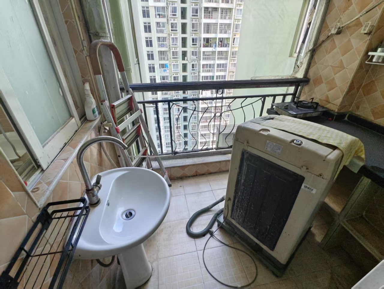 蔚兰天成  1室1厅1卫   1500.00元/月室内图