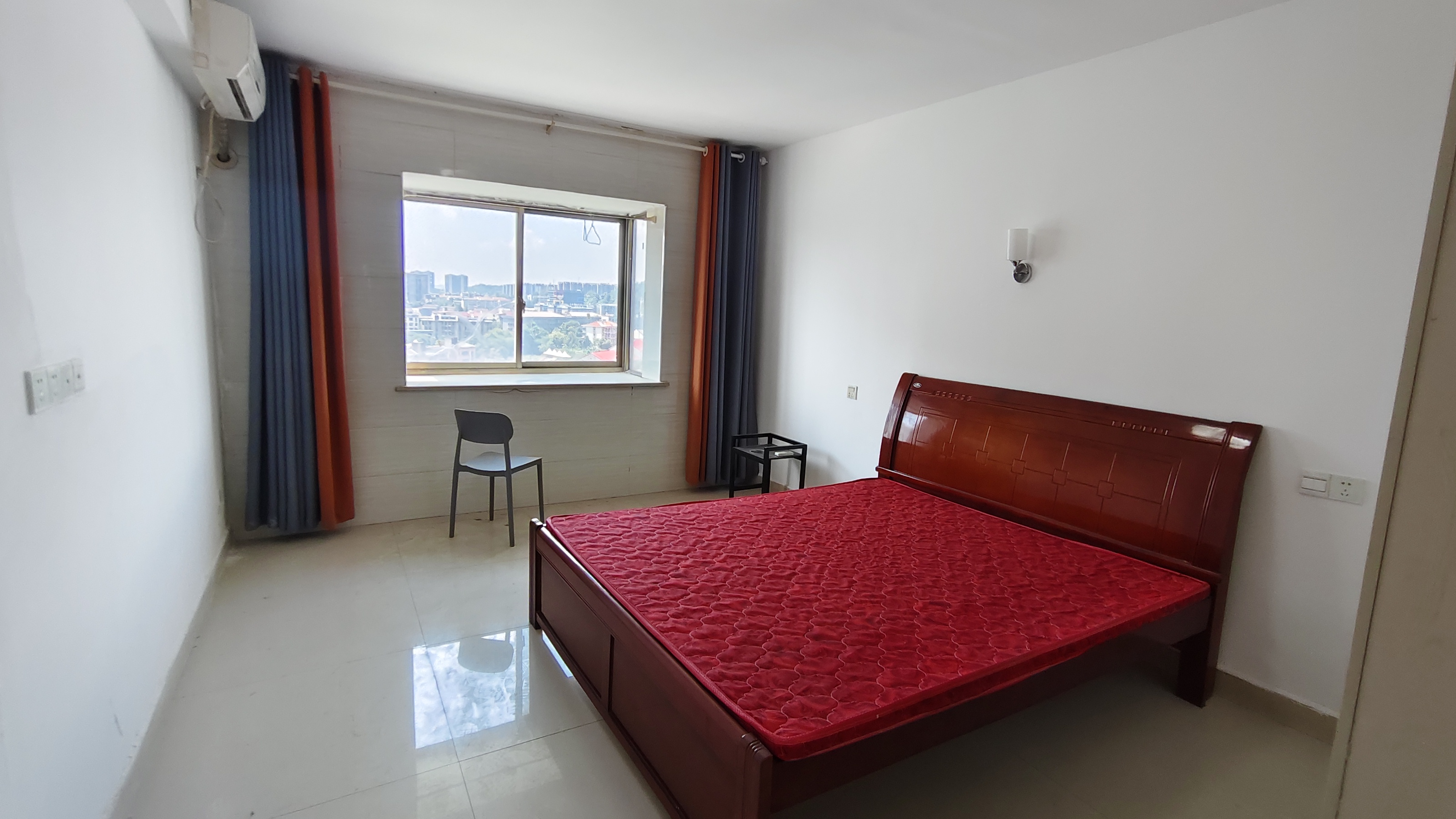 润林雅苑 2室2厅1卫 800.0元/月 润林雅苑 2室2厅1卫 800.0元/月室内图