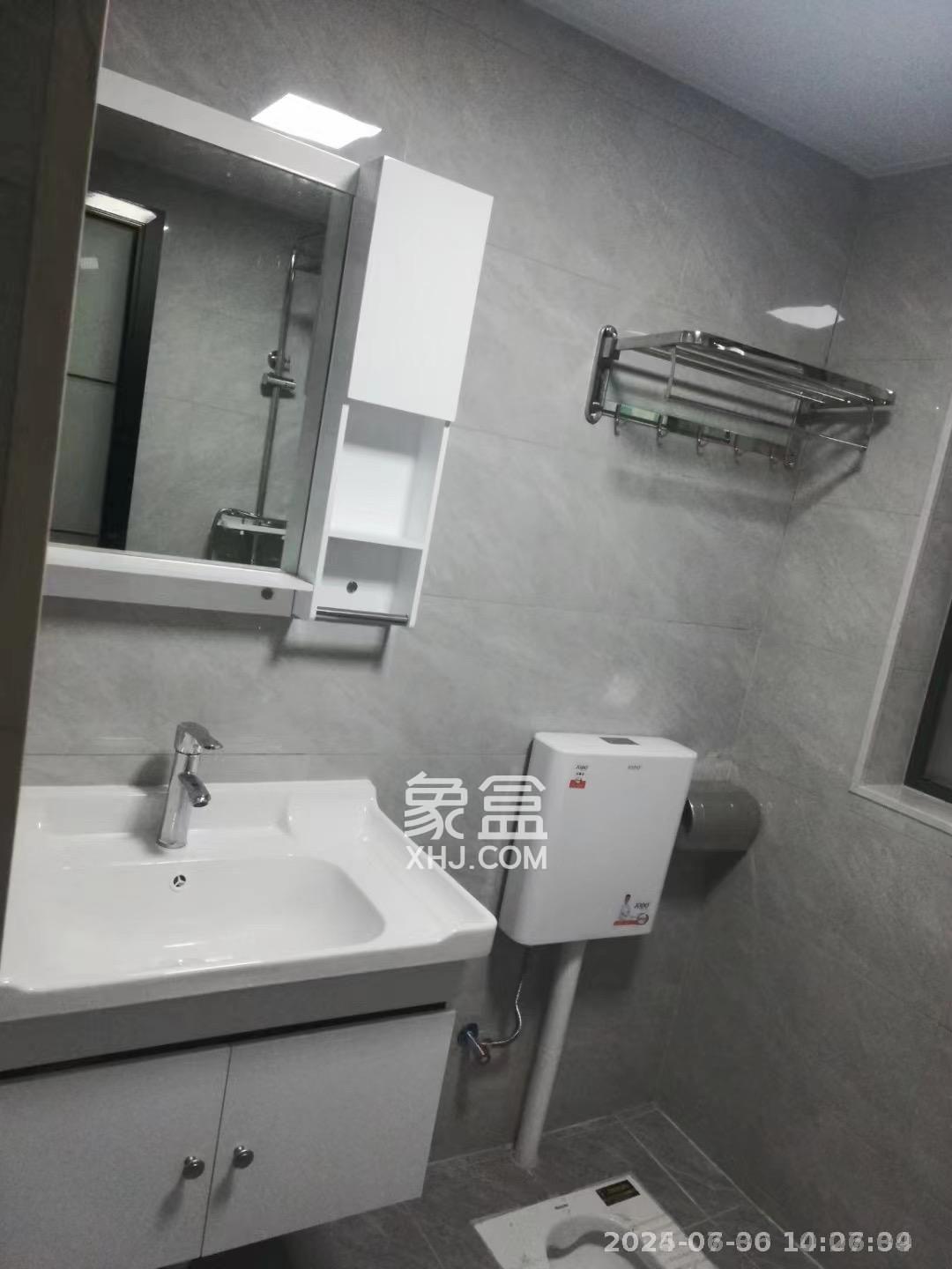 山水新城  2室2厅1卫    2000.0元/月室内图