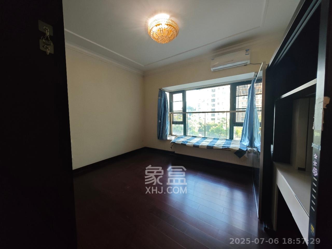 恒大雅苑  3室2厅1卫   2300.00元/月室内图