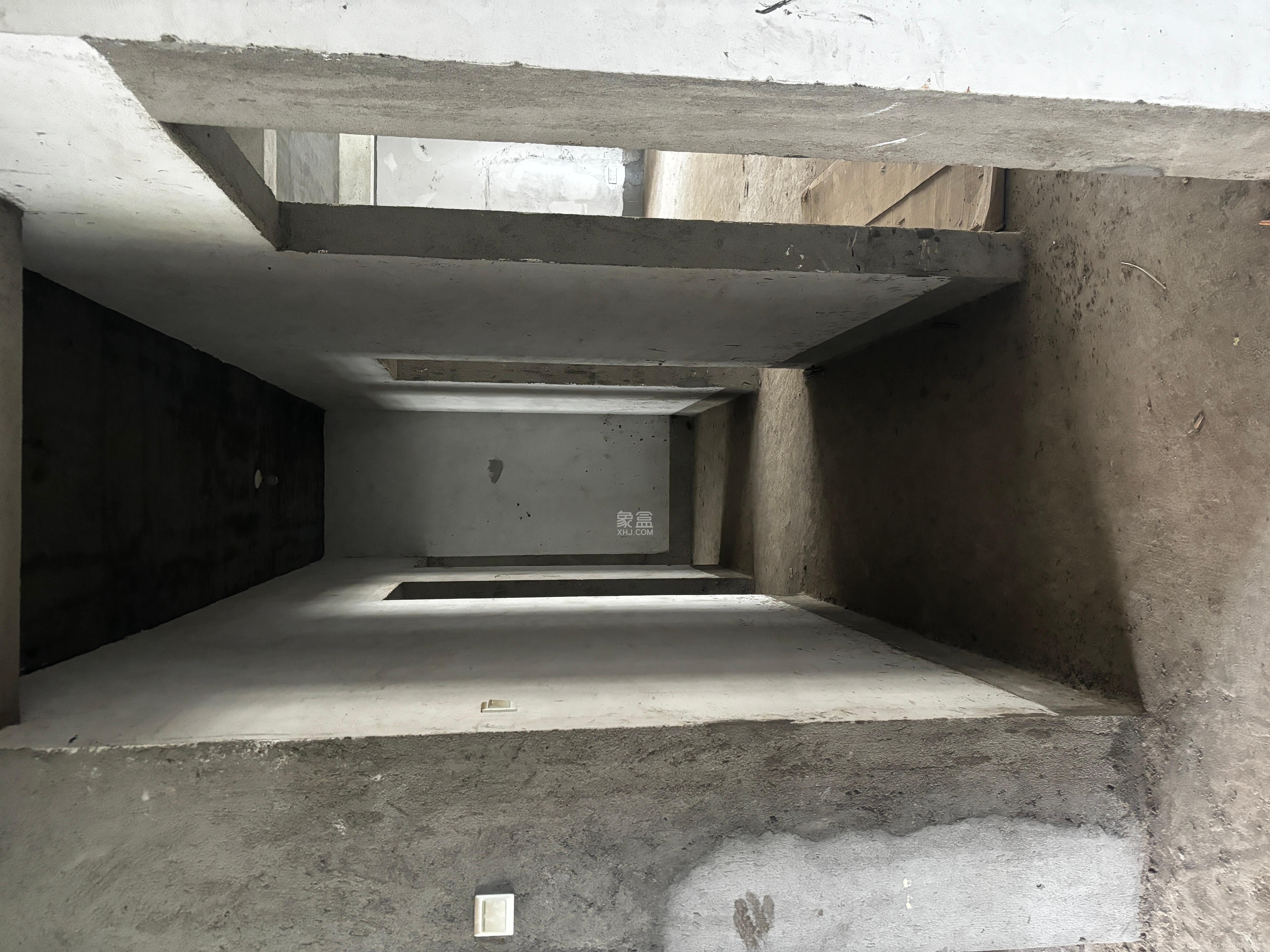 星城福邸（雄天朗郡）  4室2厅2卫    2200.0元/月室内图