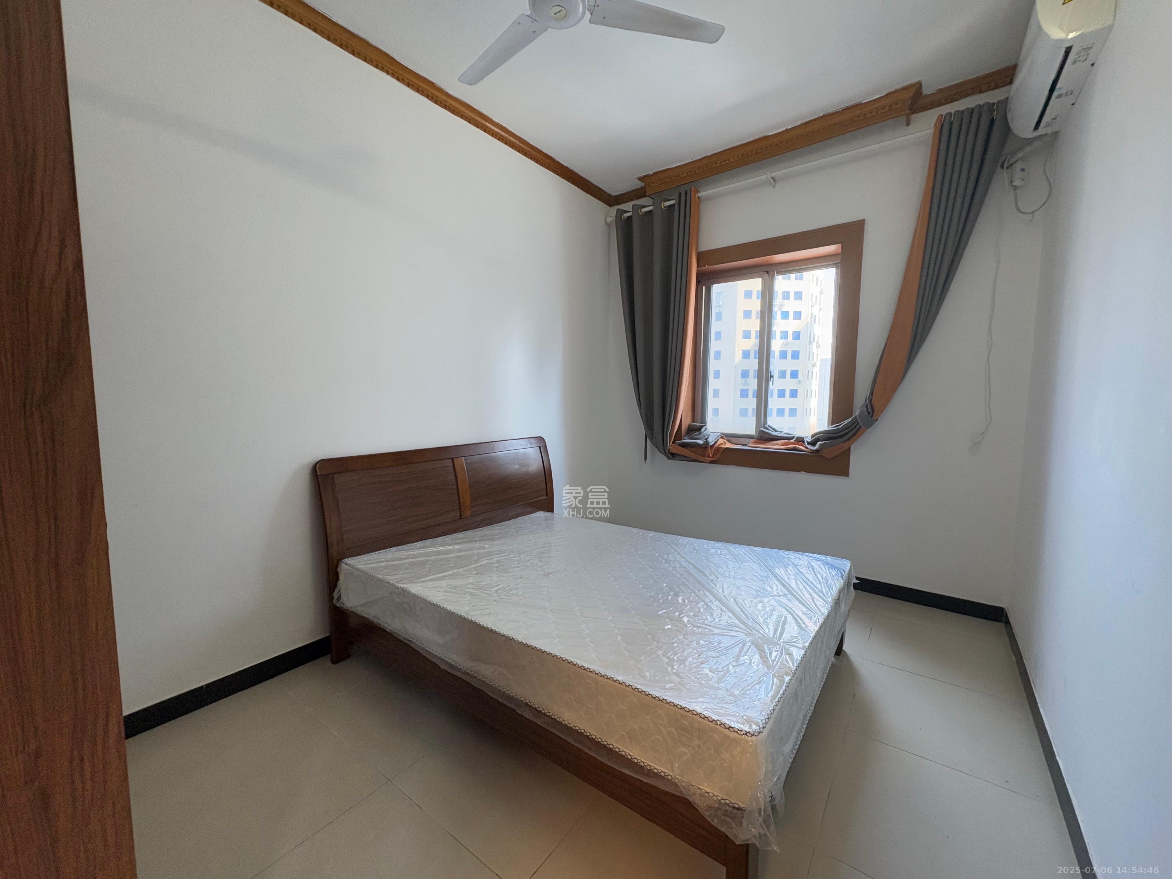 隆华金属宿舍  3室2厅1卫    2600.0元/月室内图