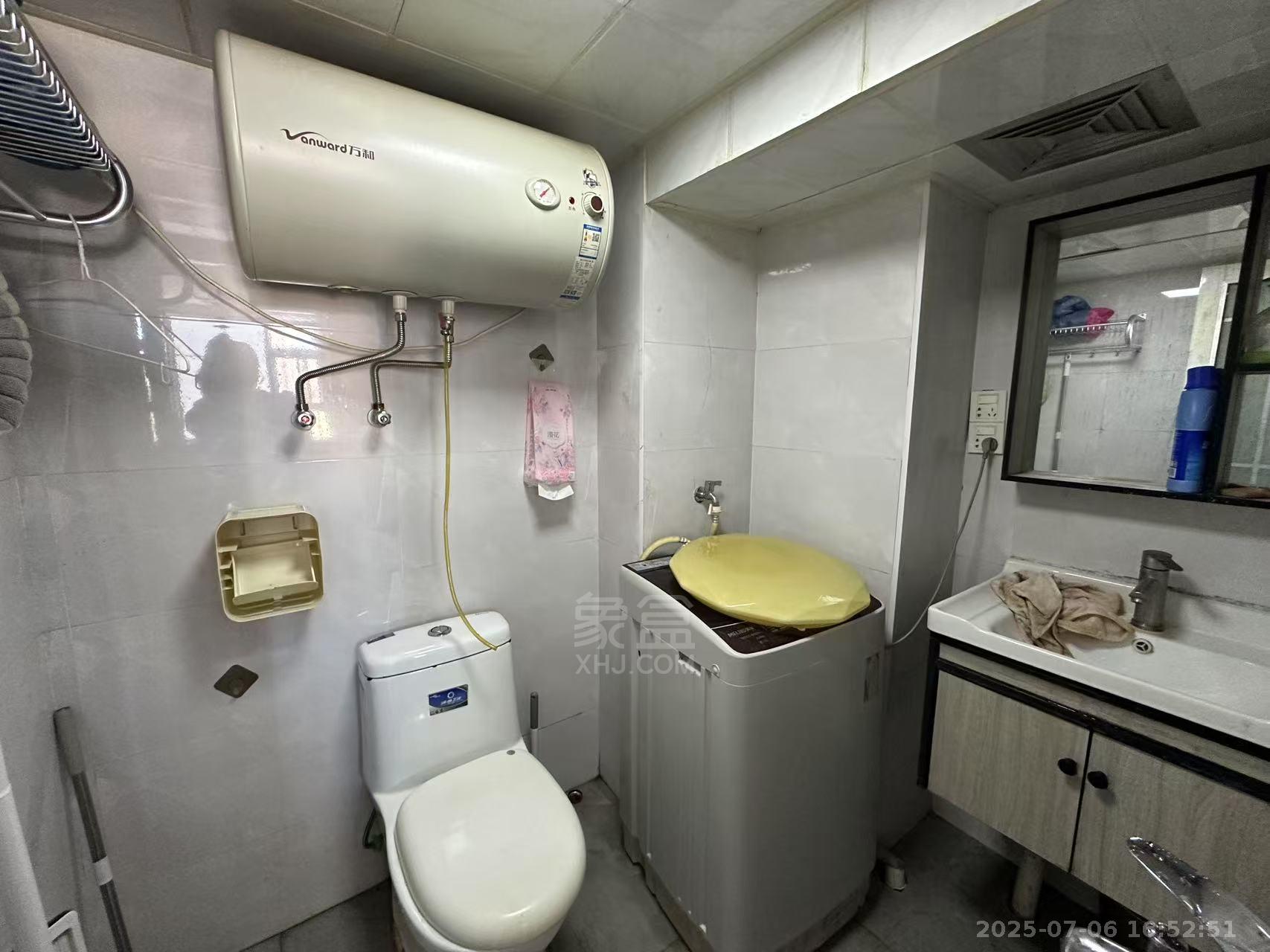 文艺复兴(未来城)  1室1厅1卫    900.0元/月 文艺复兴(未来城)  1室1厅1卫    900.0元/月室内图