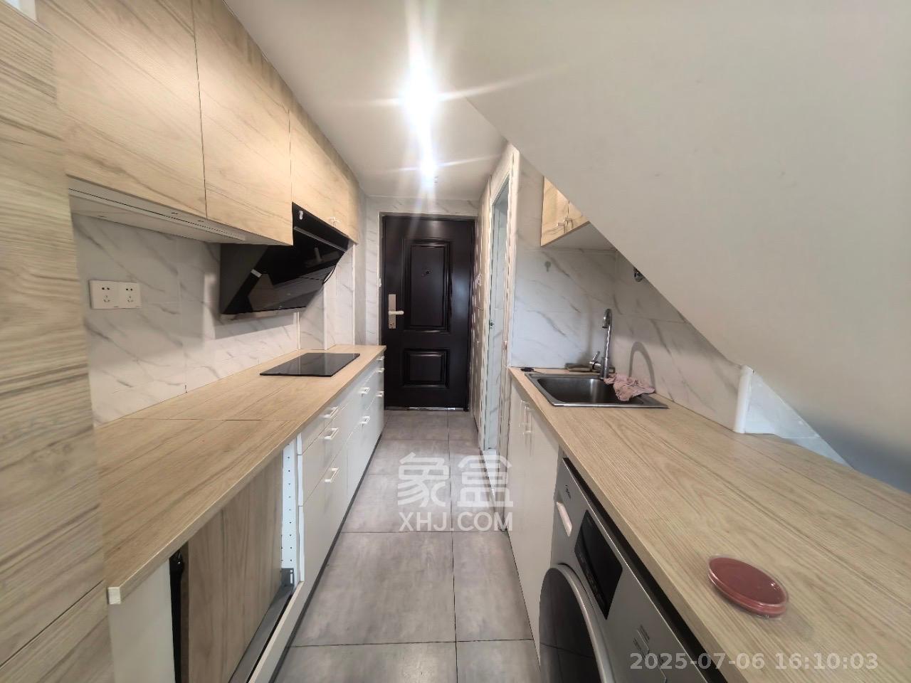 裕天国际商汇中心  3室1厅1卫    1900.0元/月室内图