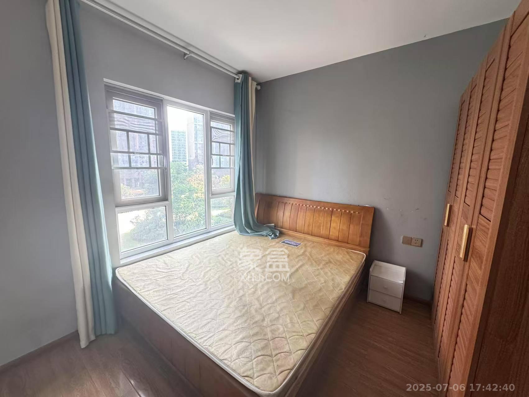 荣盛花语城  3室2厅1卫    1800.0元/月室内图