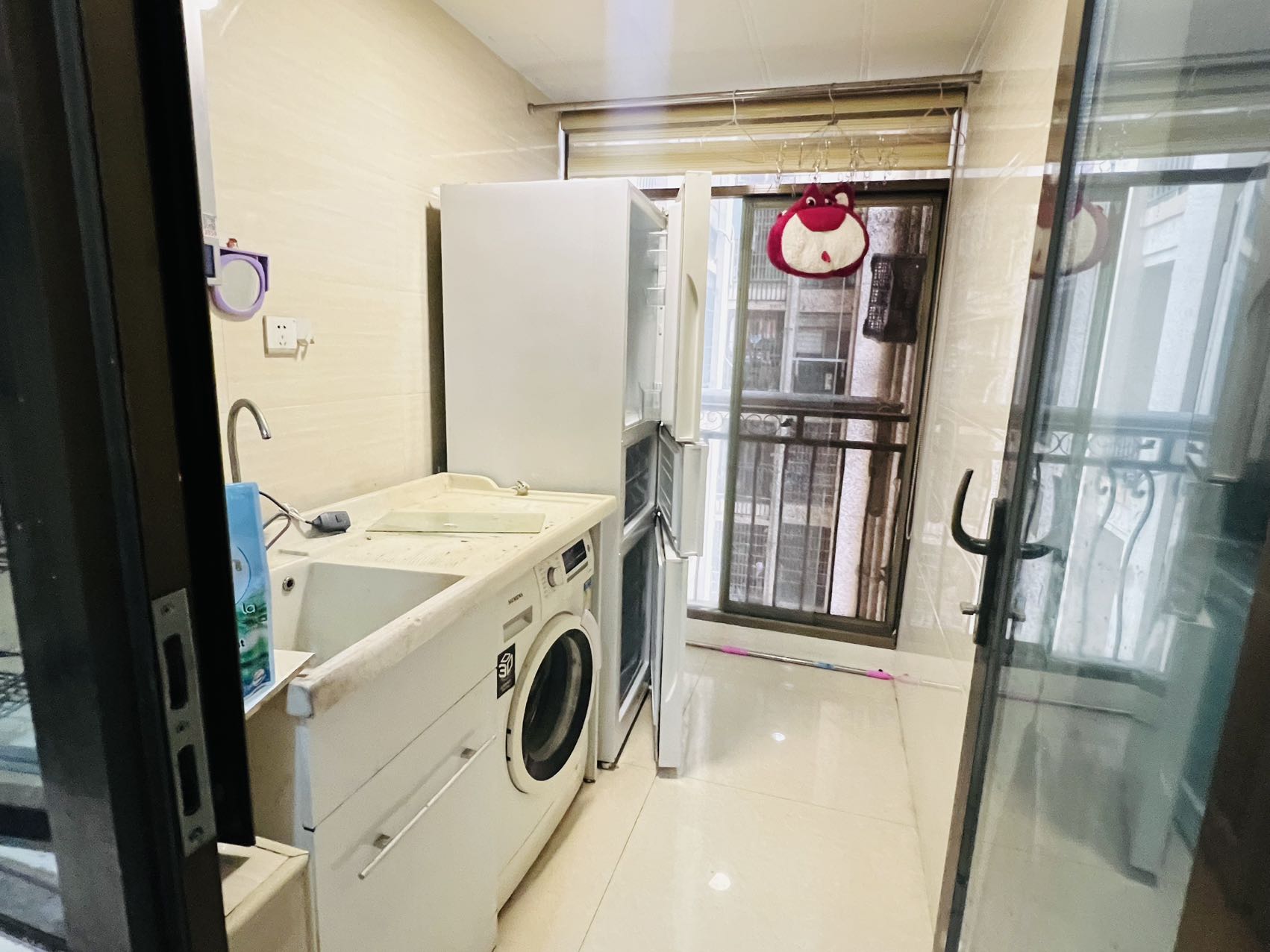 碧桂园 3室2厅1卫 1600.0元/月 碧桂园 3室2厅1卫 1600.0元/月室内图