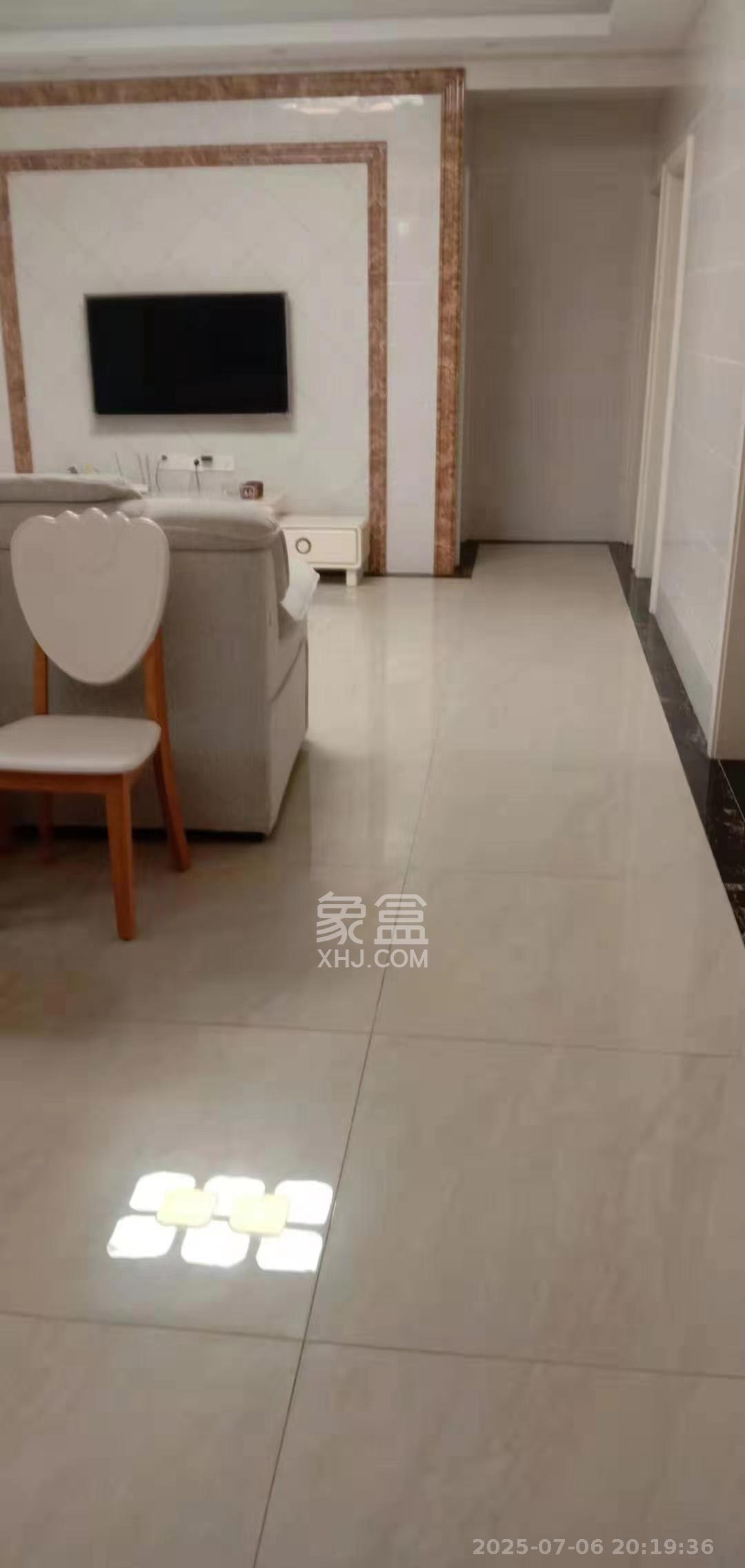 湘府十城（汇财御景湾新寓,汇财国际）  3室2厅2卫   3000.00元/月室内图