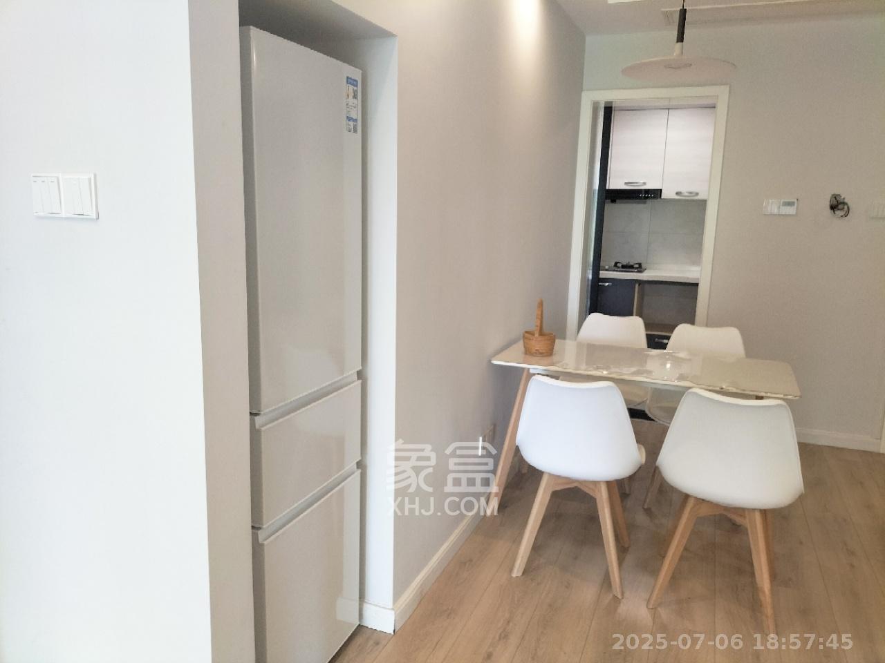 佳兆业云顶梅溪湖（佳兆业梅溪荟）  3室2厅1卫   3200.00元/月室内图