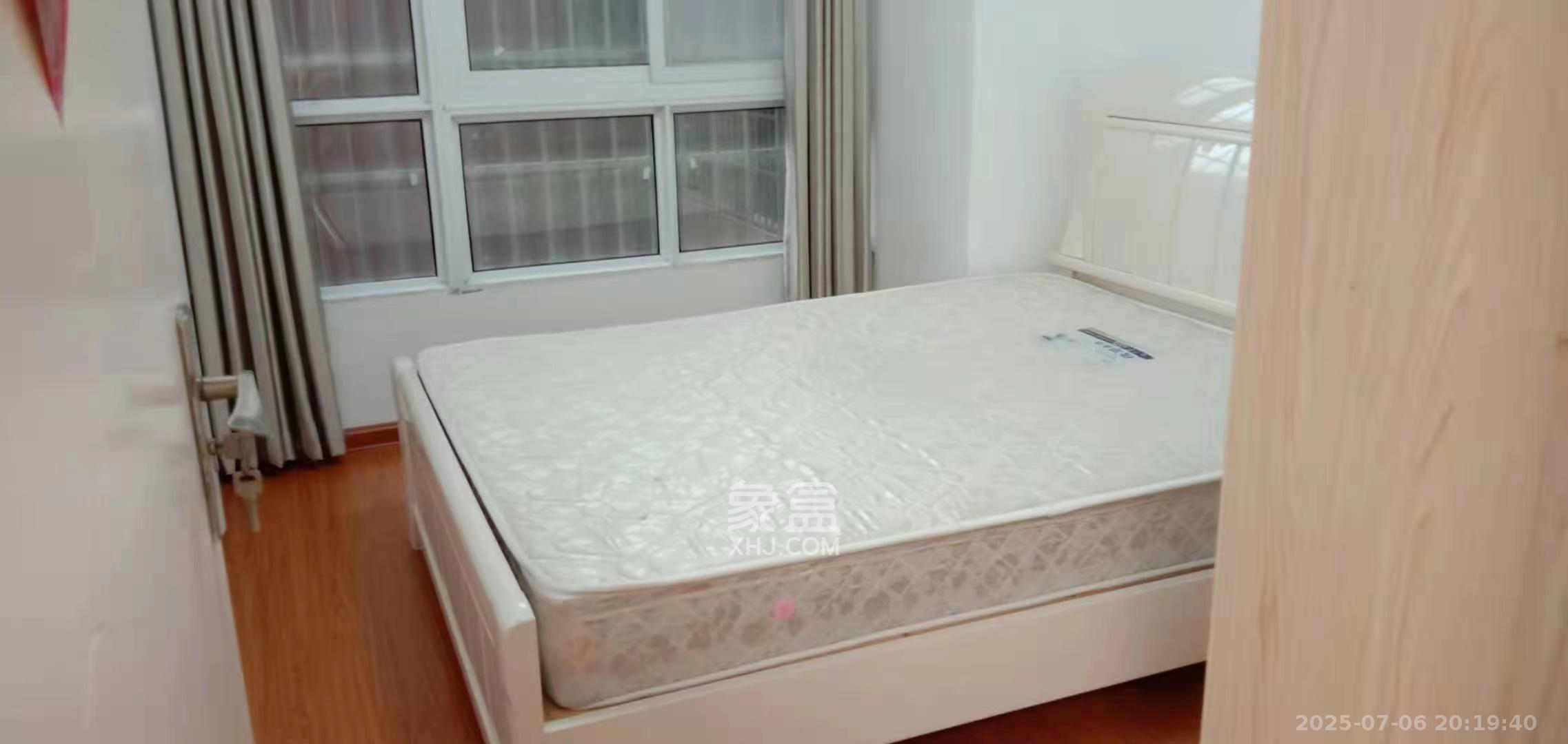 湘府十城（汇财御景湾新寓,汇财国际）  3室2厅2卫   3000.00元/月室内图