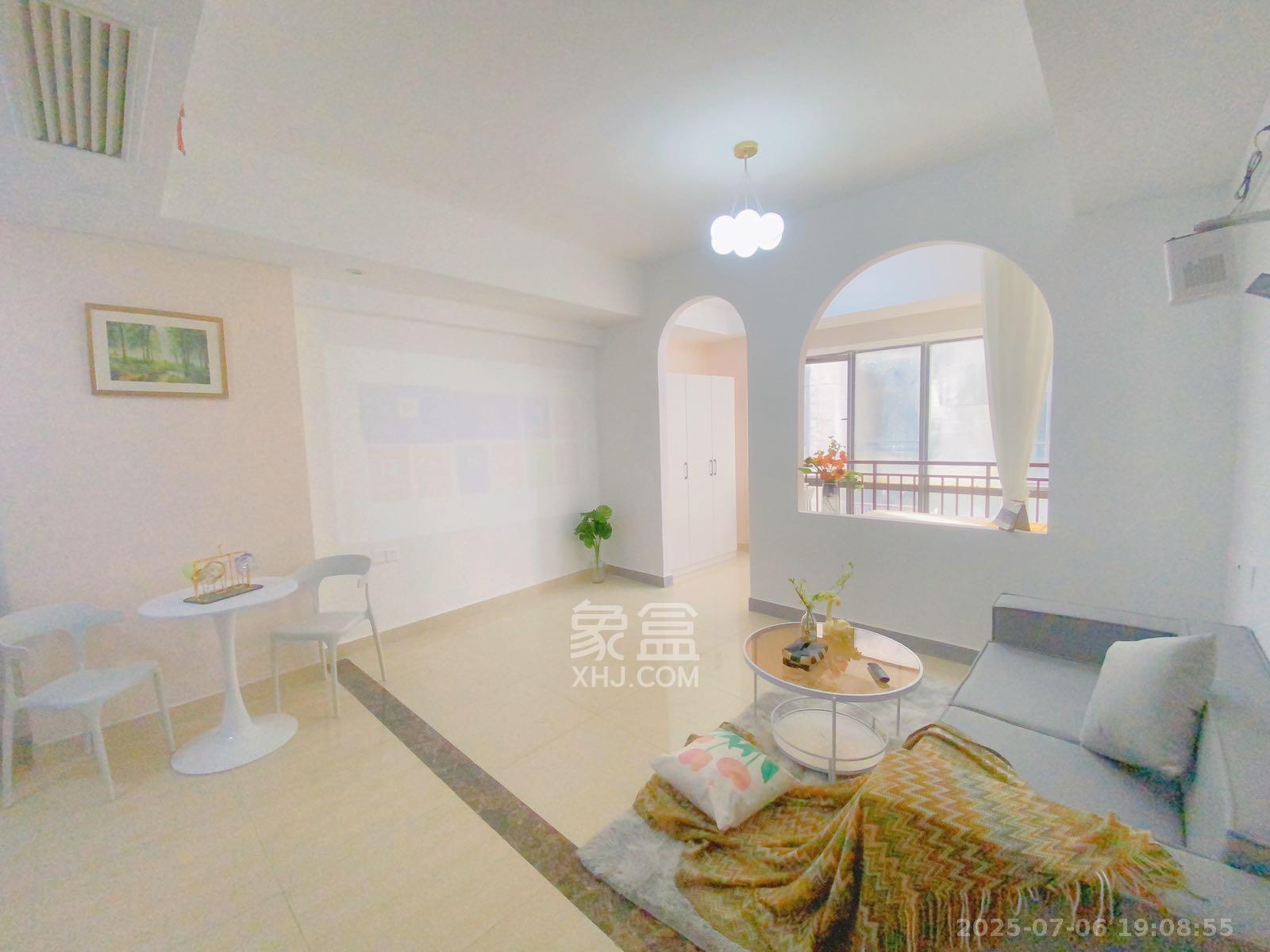 摩天一号 1室1厅1卫 2000.0元/月 摩天一号 1室1厅1卫 2000.0元/月室内图