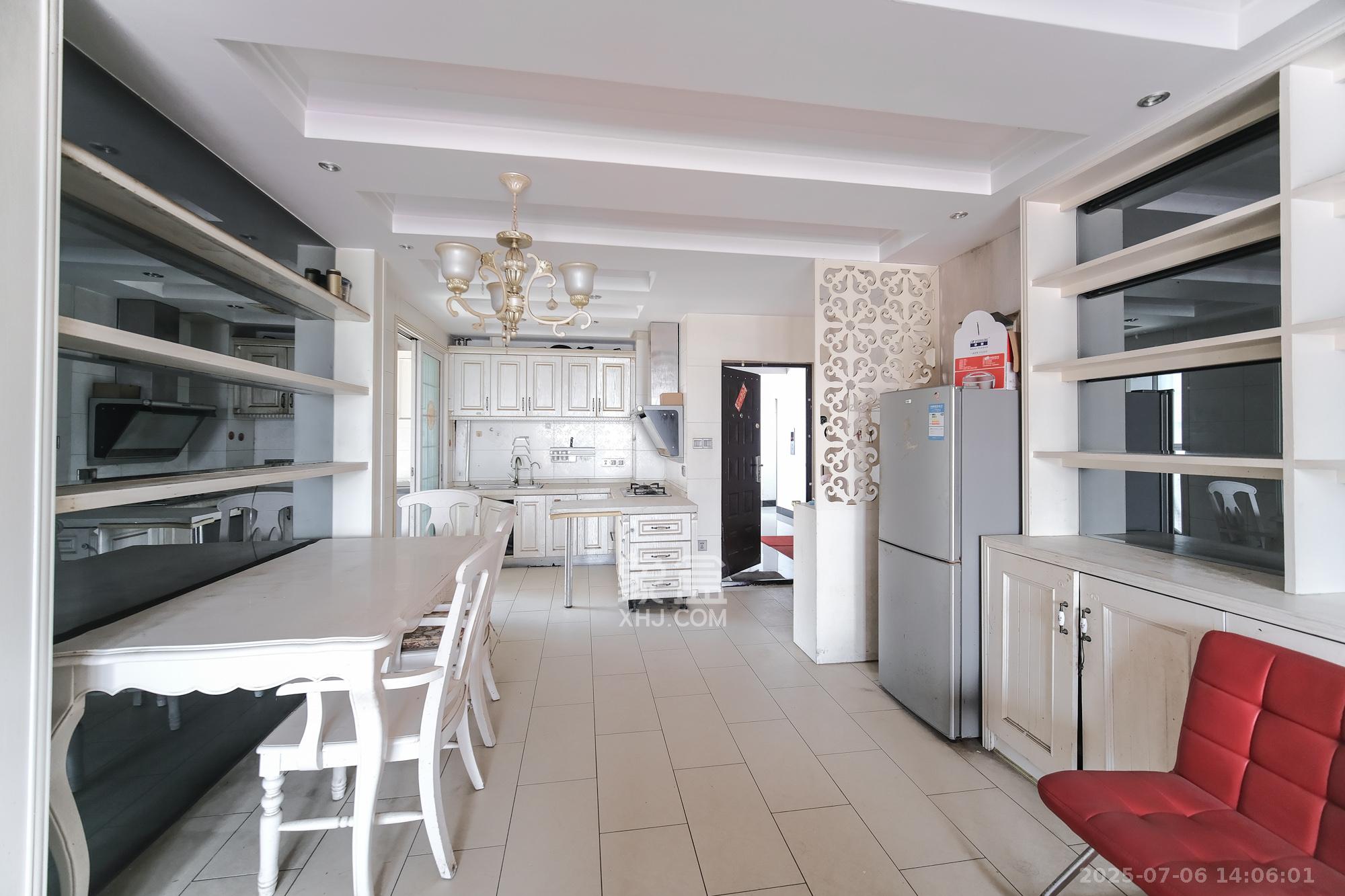 红树湾  2室2厅1卫    48.8万 红树湾  2室2厅1卫    48.8万客厅