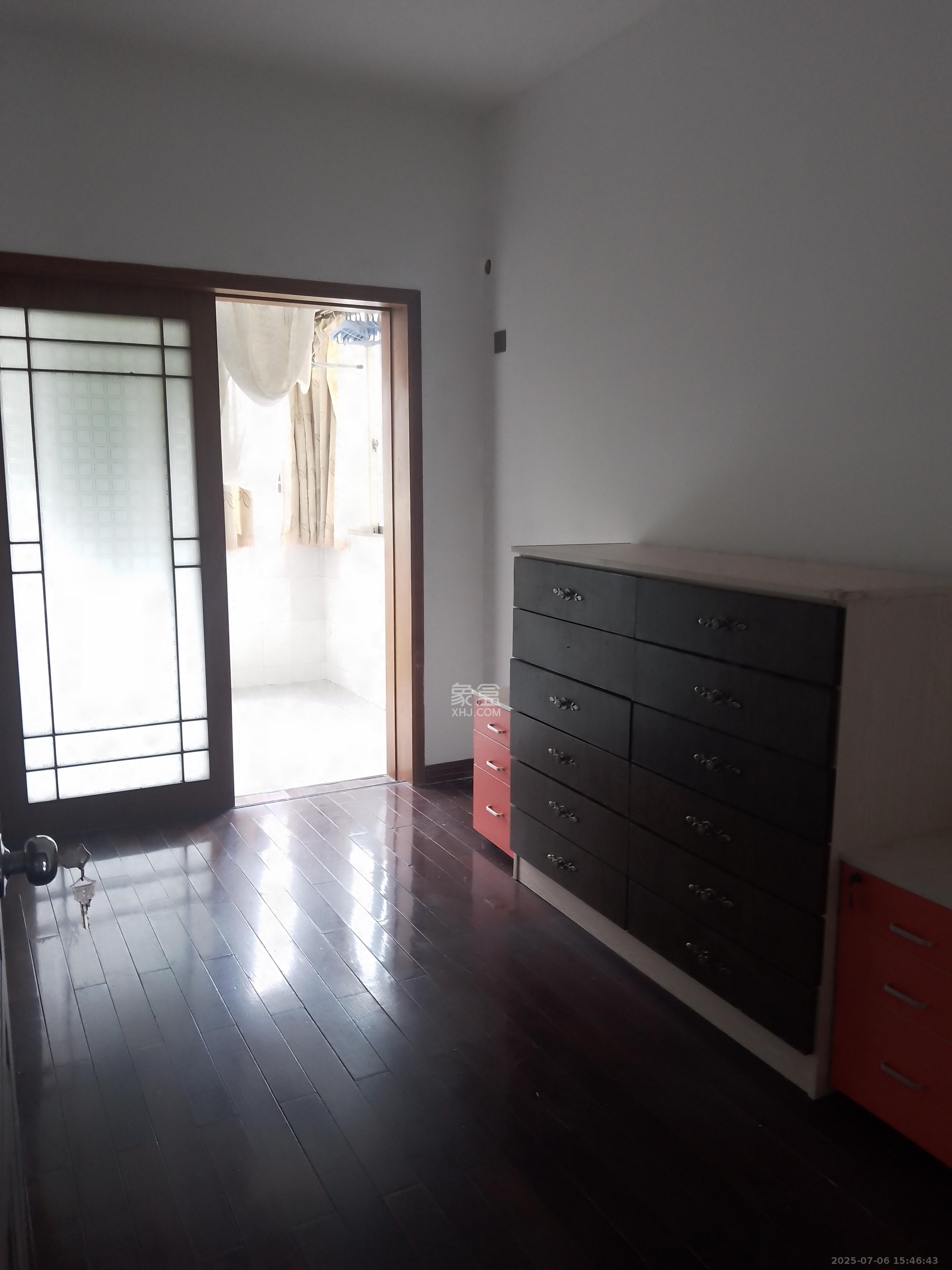 白沙家园(白沙欣苑) 4室1厅1卫 3500.0元/月 白沙家园(白沙欣苑) 4室1厅1卫 3500.0元/月室内图