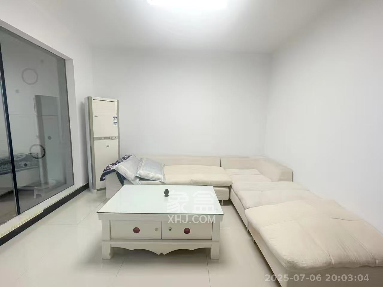 共和世家  2室1厅1卫   2900.00元/月室内图