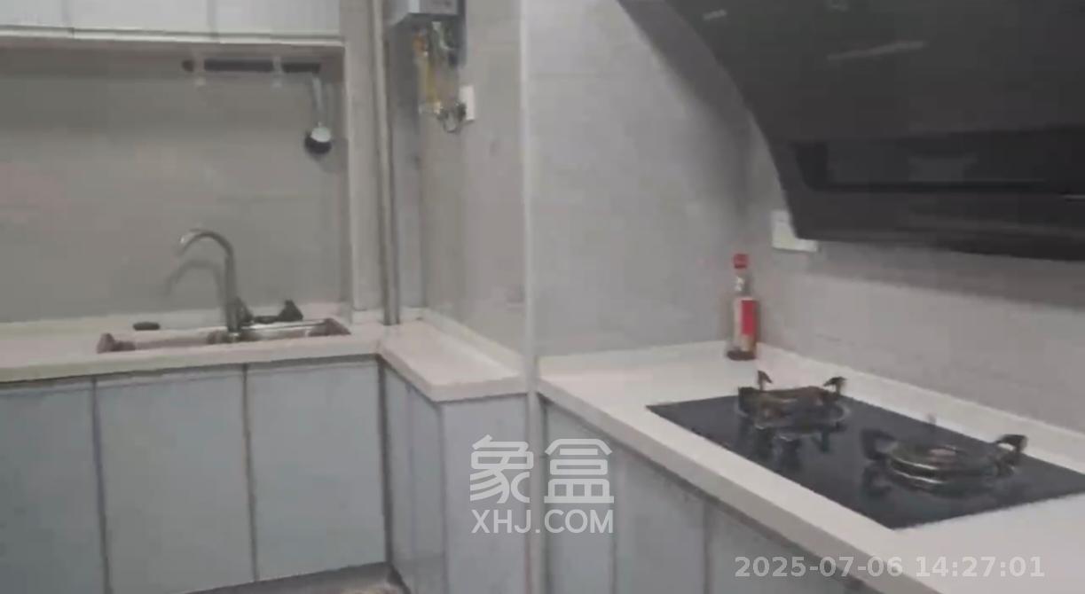 山水新城  2室2厅1卫    2000.0元/月室内图