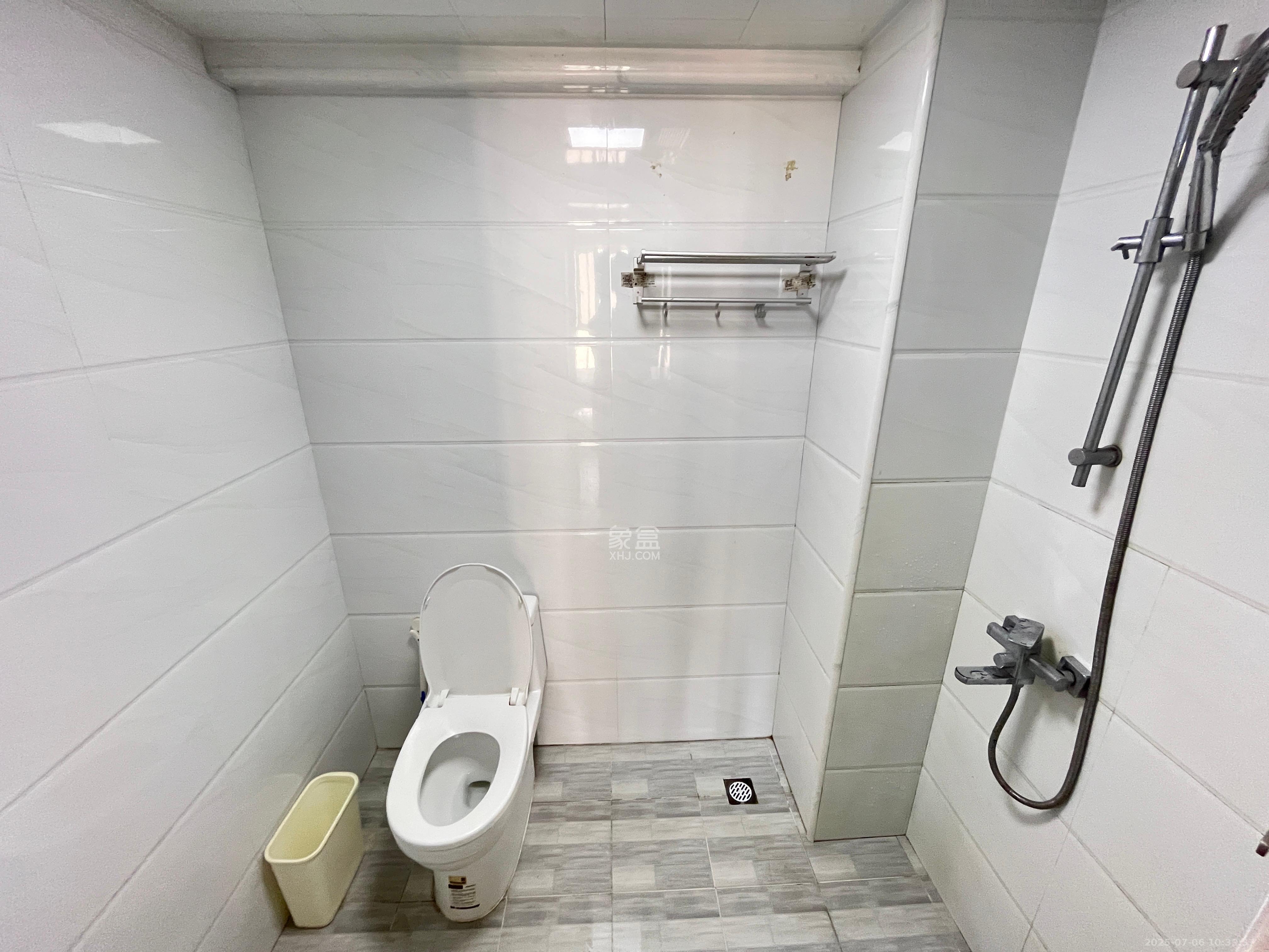 中交里城 1室1厅1卫 1800.0元/月 中交里城 1室1厅1卫 1800.0元/月室内图