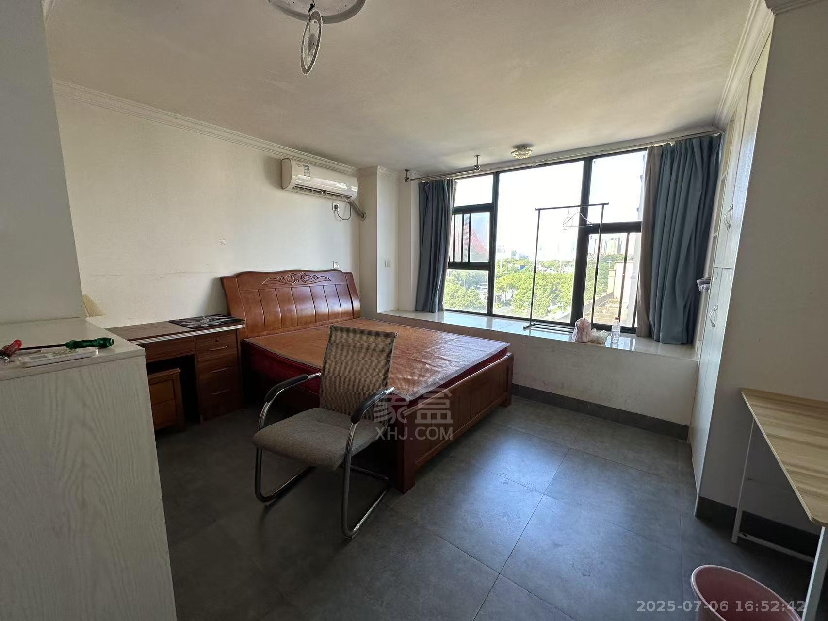 文艺复兴(未来城)  1室1厅1卫    900.0元/月 文艺复兴(未来城)  1室1厅1卫    900.0元/月室内图