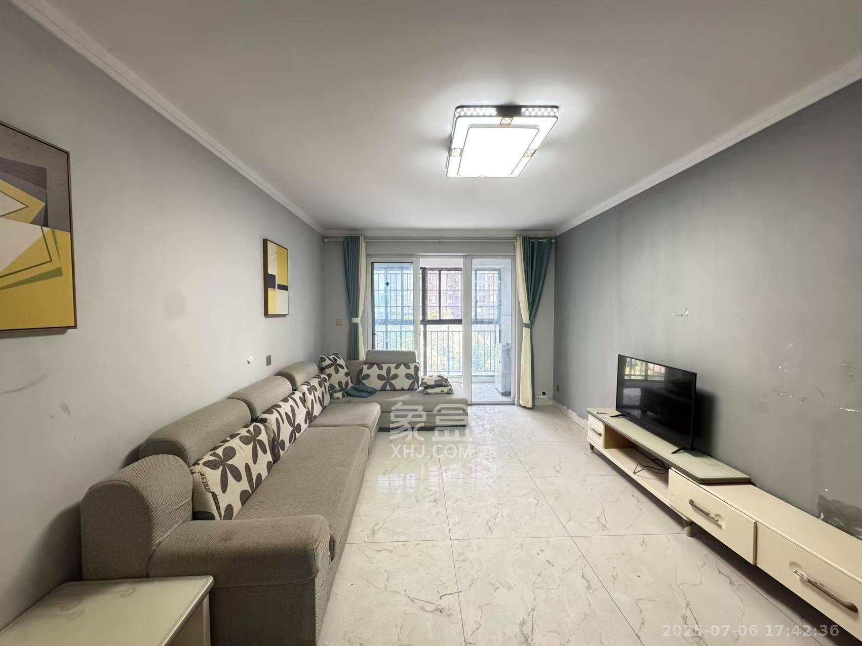 荣盛花语城  3室2厅1卫    1800.0元/月 荣盛花语城  3室2厅1卫    1800.0元/月