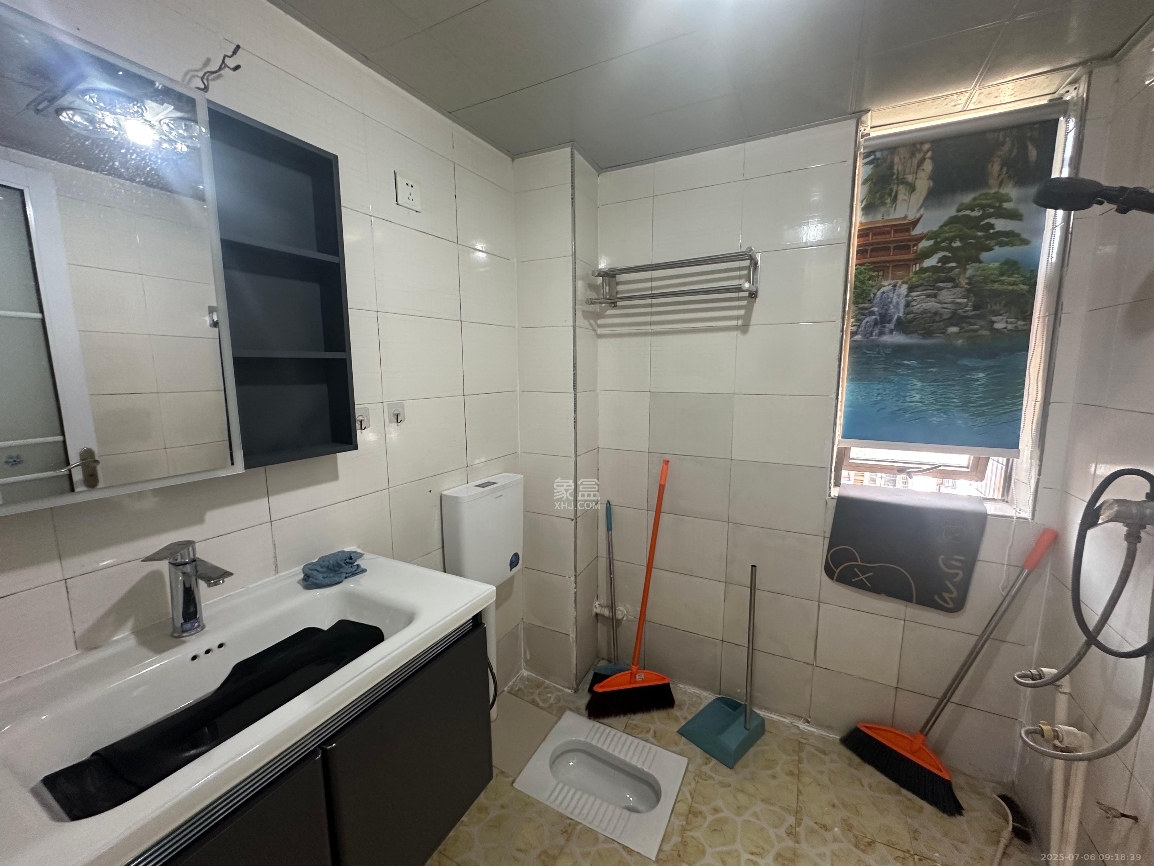 岳泰理想城 4室2厅2卫 3000.0元/月 岳泰理想城 4室2厅2卫 3000.0元/月室内图