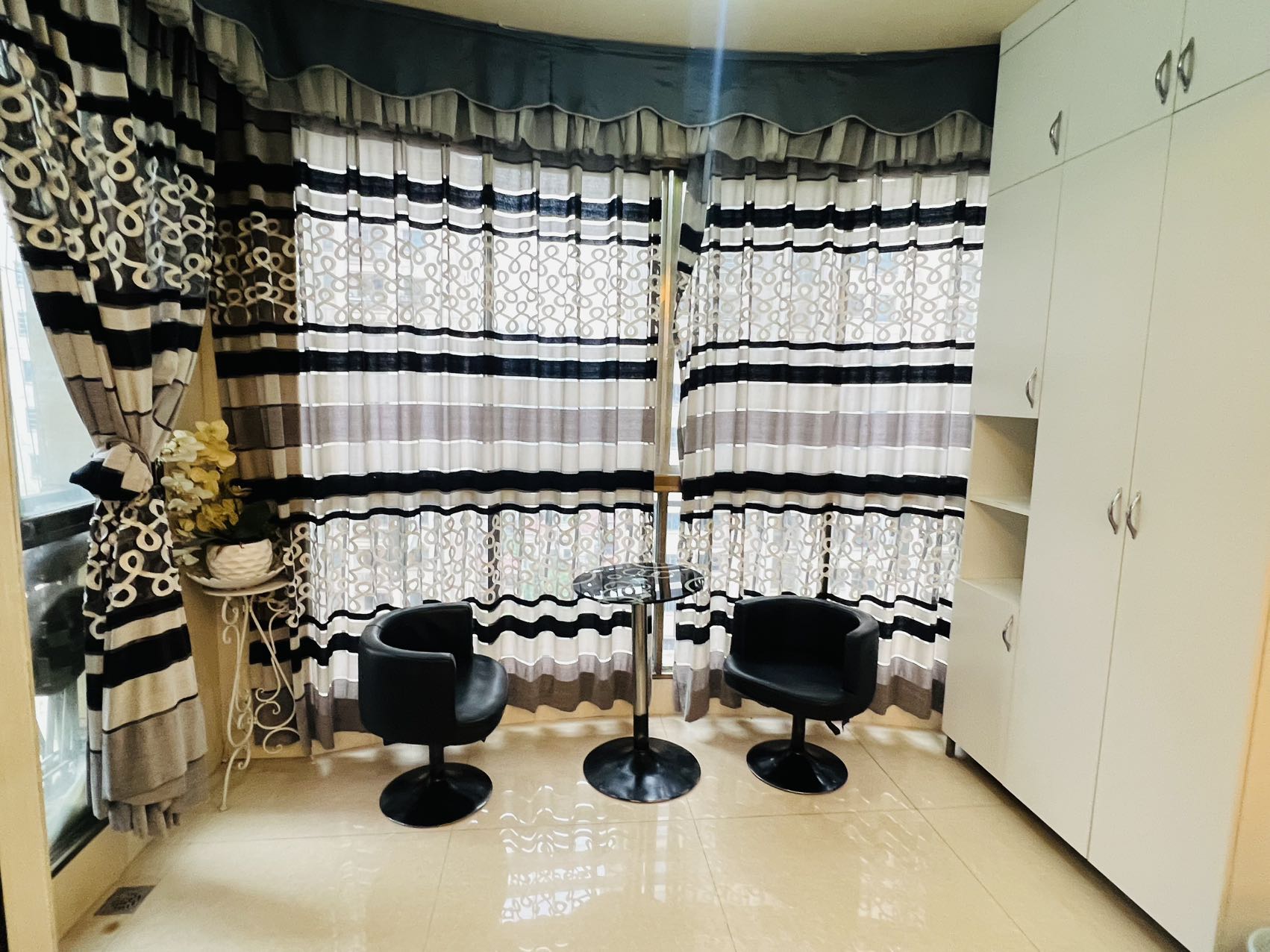 碧桂园 3室2厅1卫 1600.0元/月 碧桂园 3室2厅1卫 1600.0元/月室内图