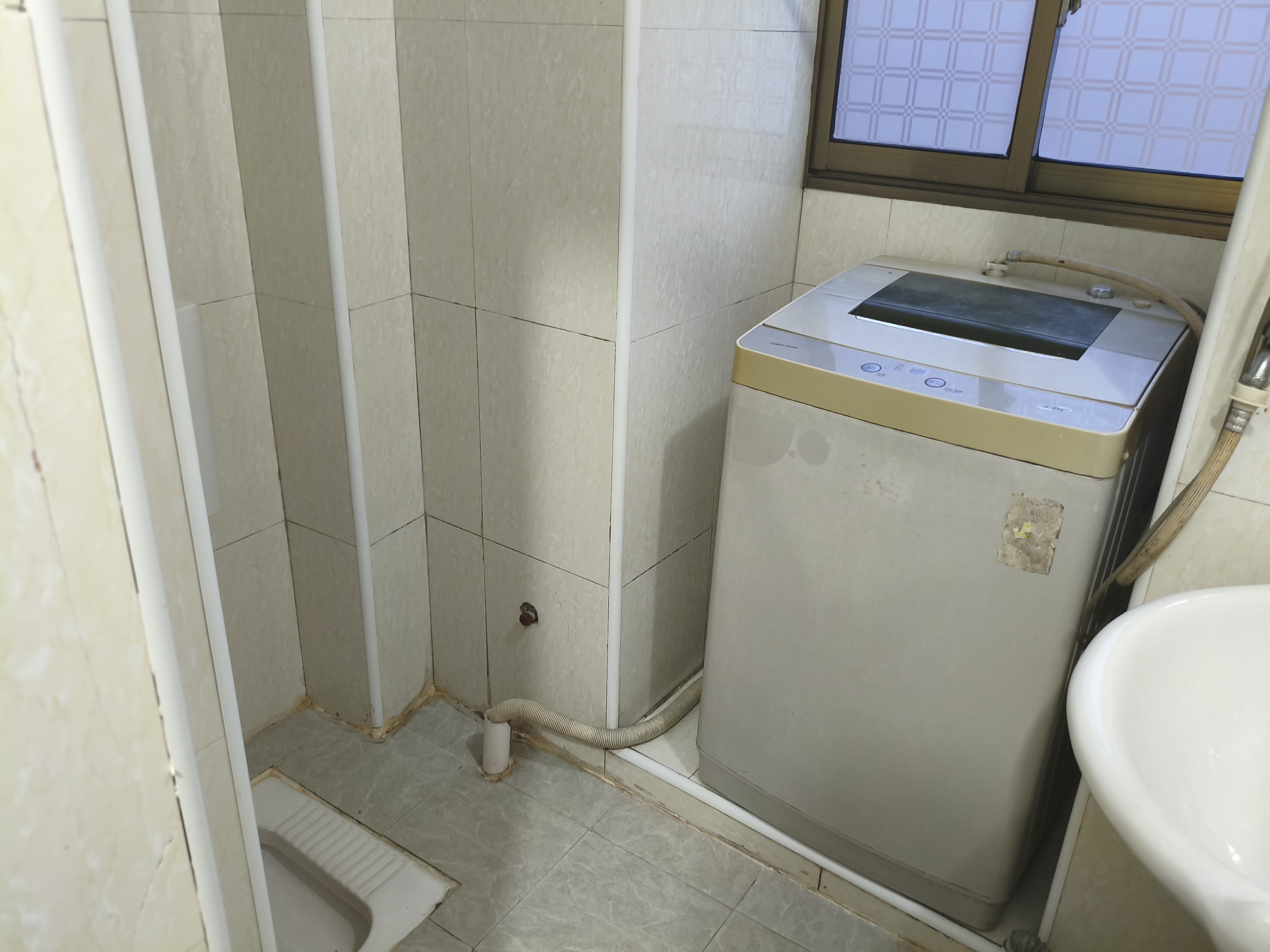 商业新村  1室0厅0卫    700.0元/月室内图