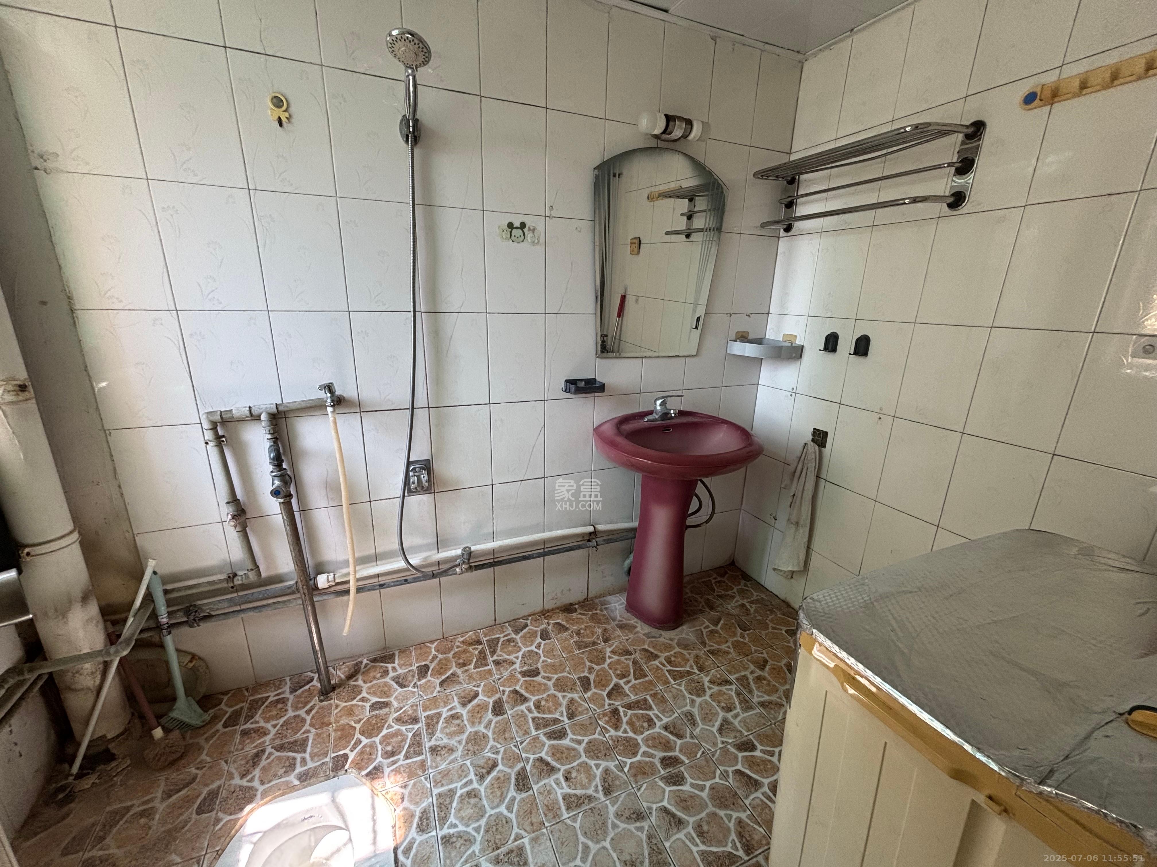 妹子山社区(曙光社区) 2室1厅1卫 1600.0元/月 妹子山社区(曙光社区) 2室1厅1卫 1600.0元/月室内图