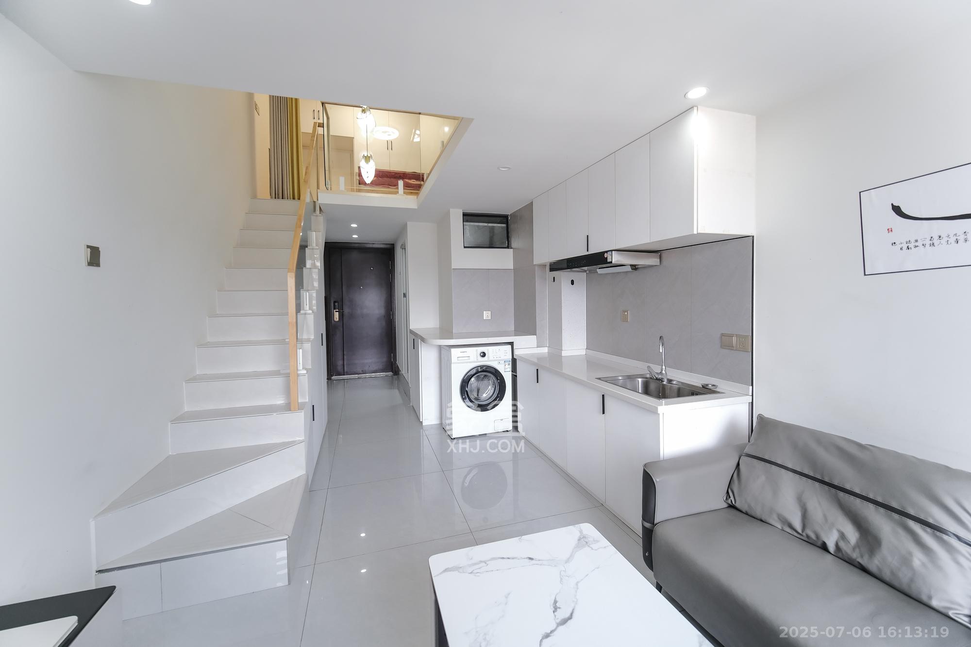 碧桂园翘楚棠 1室1厅1卫 22.8万 碧桂园翘楚棠 1室1厅1卫 22.8万客厅