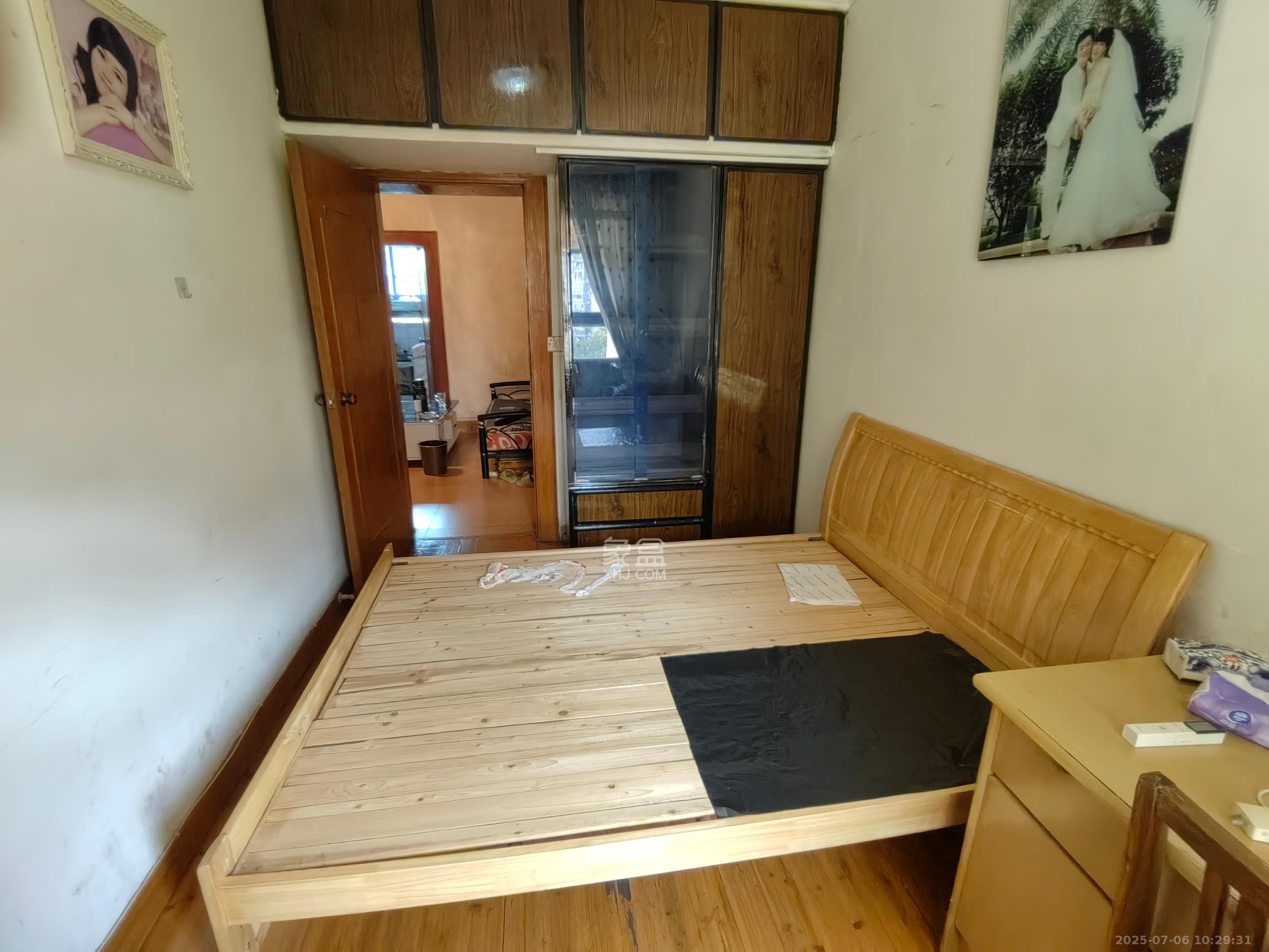 化工运输车队宿舍  2室2厅2卫   1100.00元/月室内图