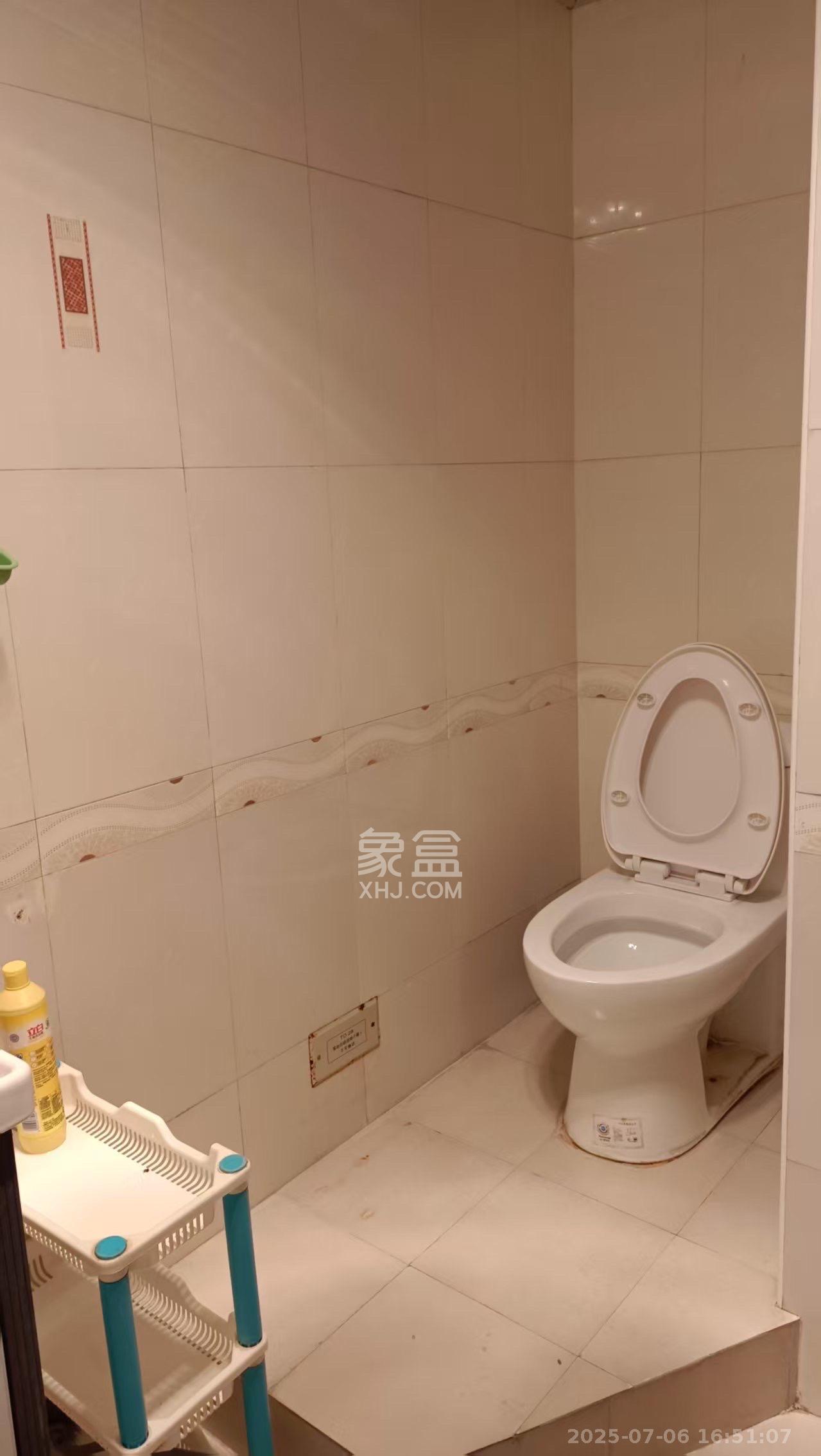 上河国际F座  1室1厅1卫   1500.00元/月室内图