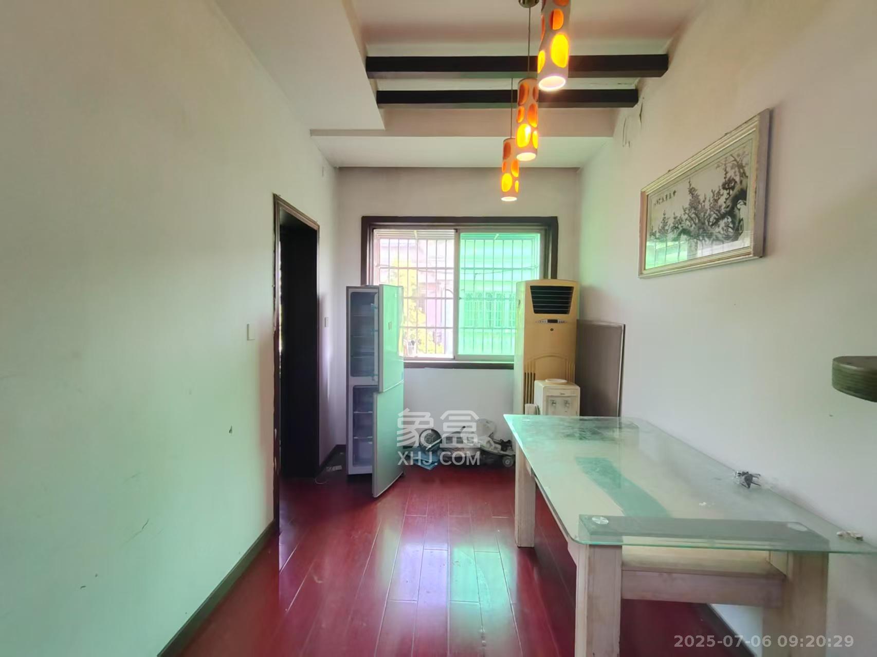马王堆陶瓷建材新城  2室2厅1卫   1500.00元/月室内图