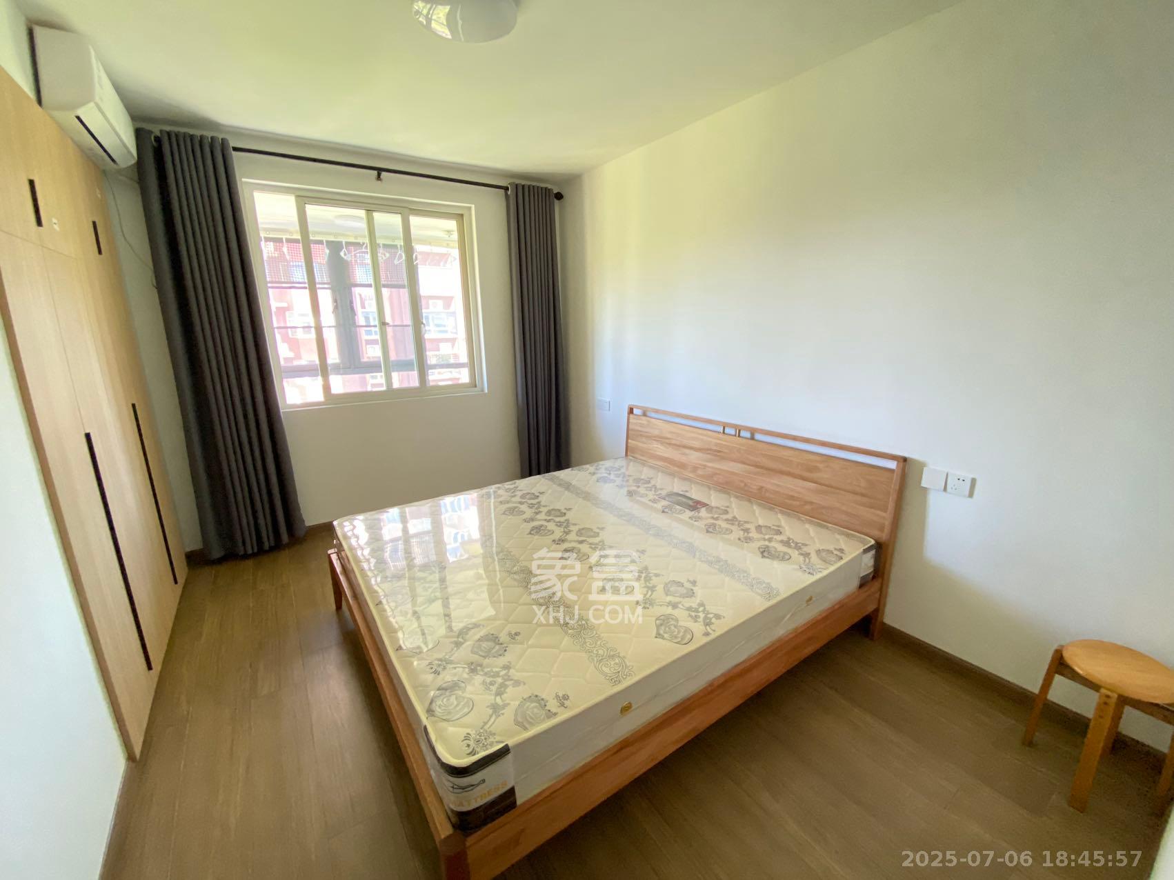 学府华庭 4室2厅2卫 3200.0元/月 学府华庭 4室2厅2卫 3200.0元/月室内图