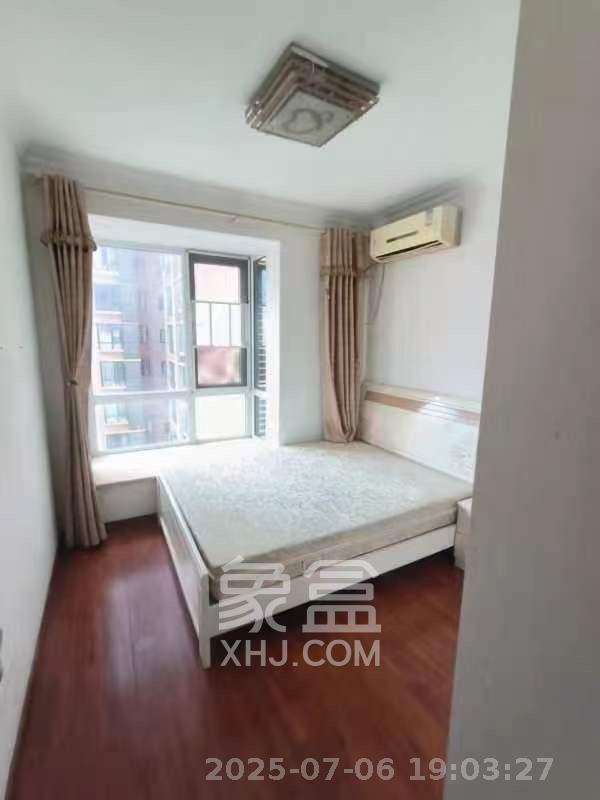 丽发新城  2室2厅1卫   1800.00元/月室内图